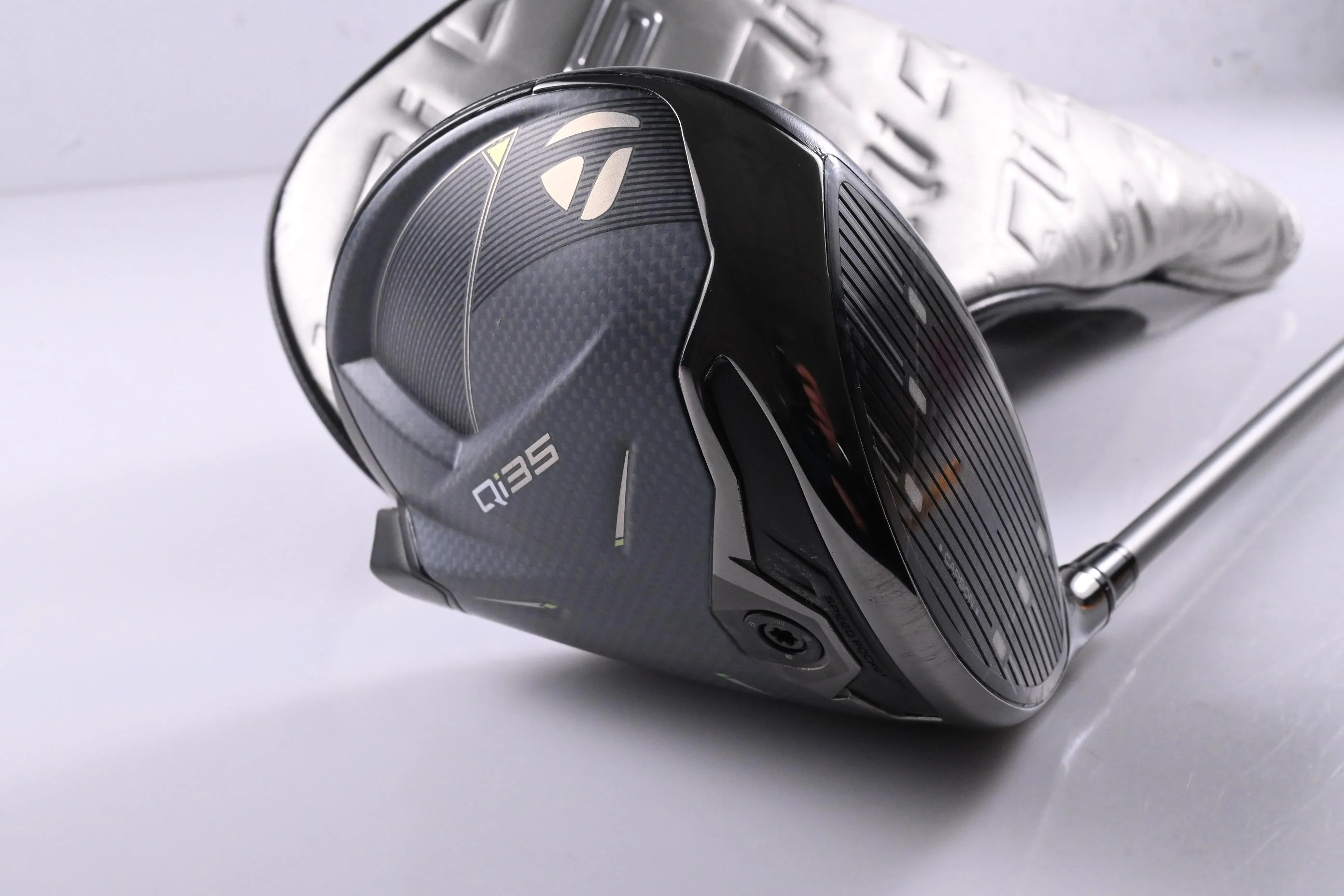 Taylormade Qi35 Driver / 10.5 Degree / Senior Flex Fujikura Air Speeder 50 Shaft
