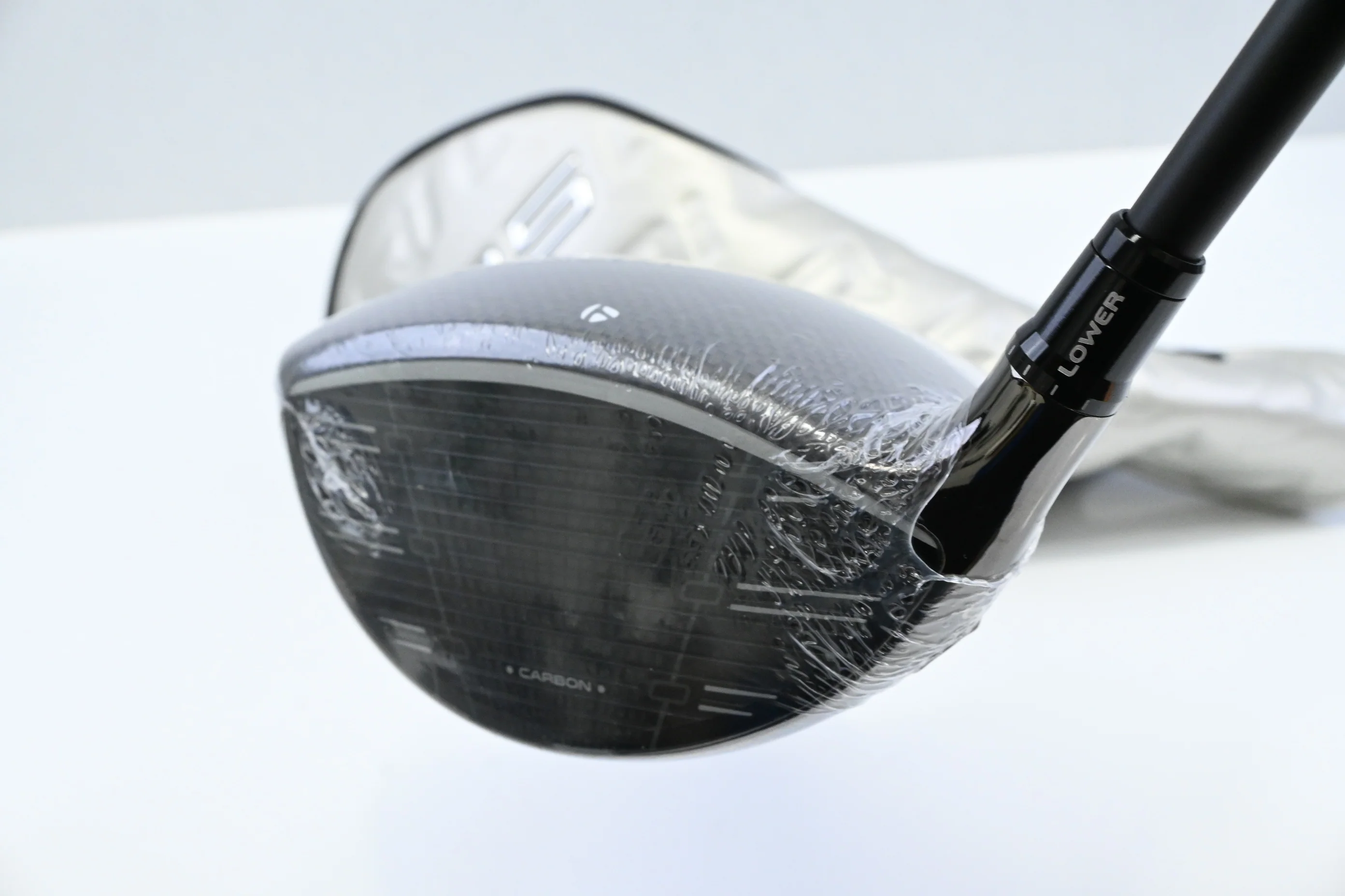 Taylormade Qi35 Driver / 10.5 Degree / Regular Flex Fujikura Ventus Blue 5 Shaft - Image 4