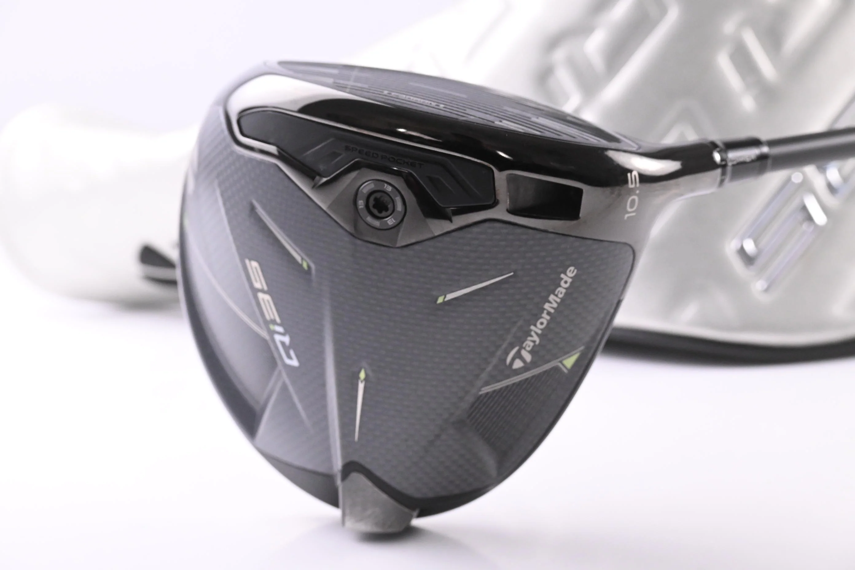 Taylormade Qi35 Driver / 10.5 Degree / Regular Flex Fujikura Ventus Blue 5 Shaft - Image 2