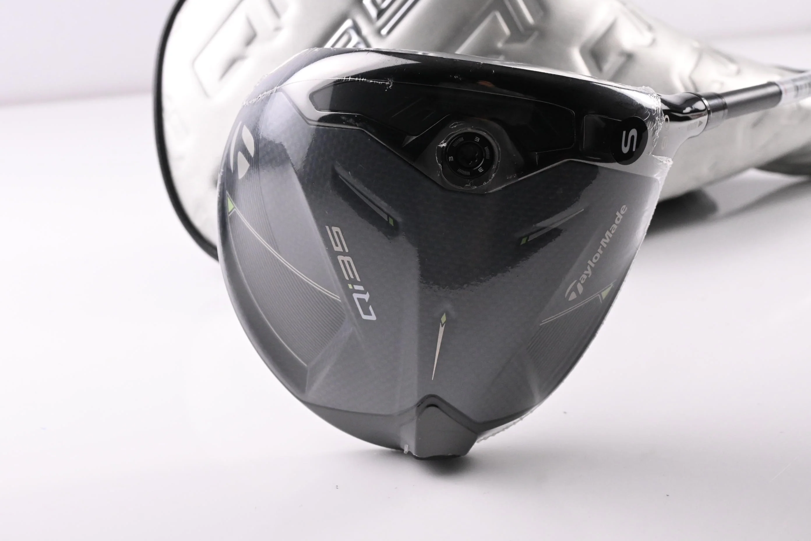 Taylormade Qi35 Driver / 9 Degree / Stiff Flex Ventus Blue 5 Shaft - Image 2