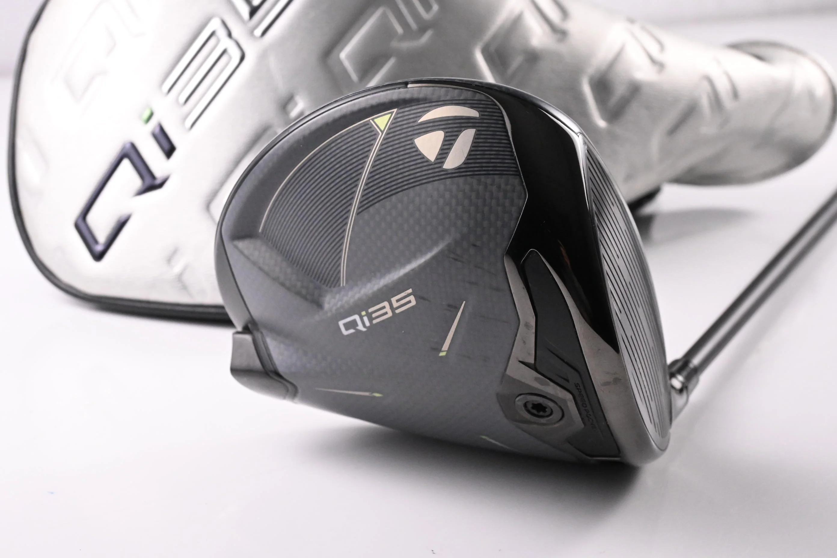 Taylormade Qi35 Driver / 10.5 Degree / Stiff Flex Fujikura Ventus Blue 5 Shaft