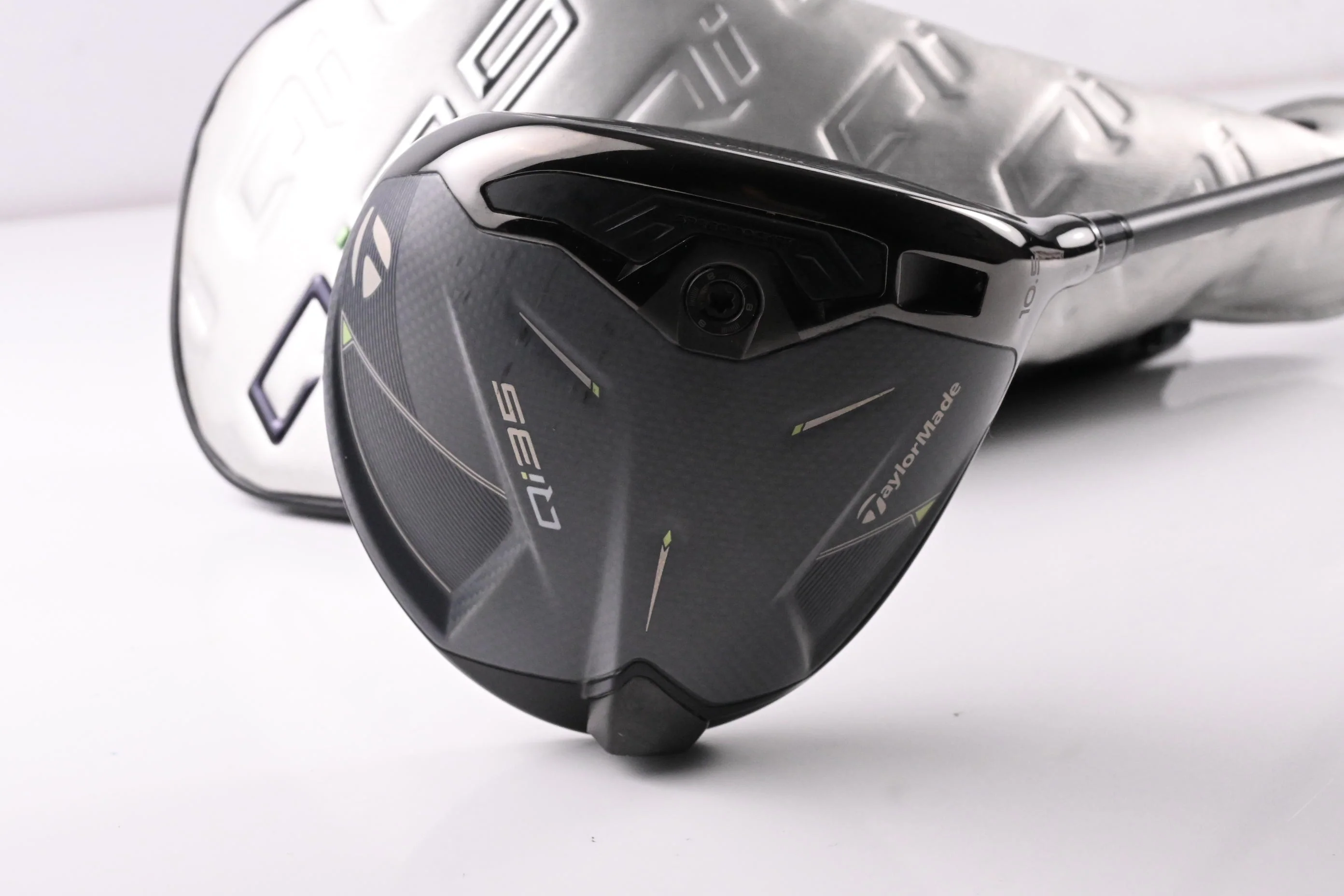 Taylormade Qi35 Driver / 10.5 Degree / Stiff Flex Fujikura Ventus Blue 5 Shaft - Image 2