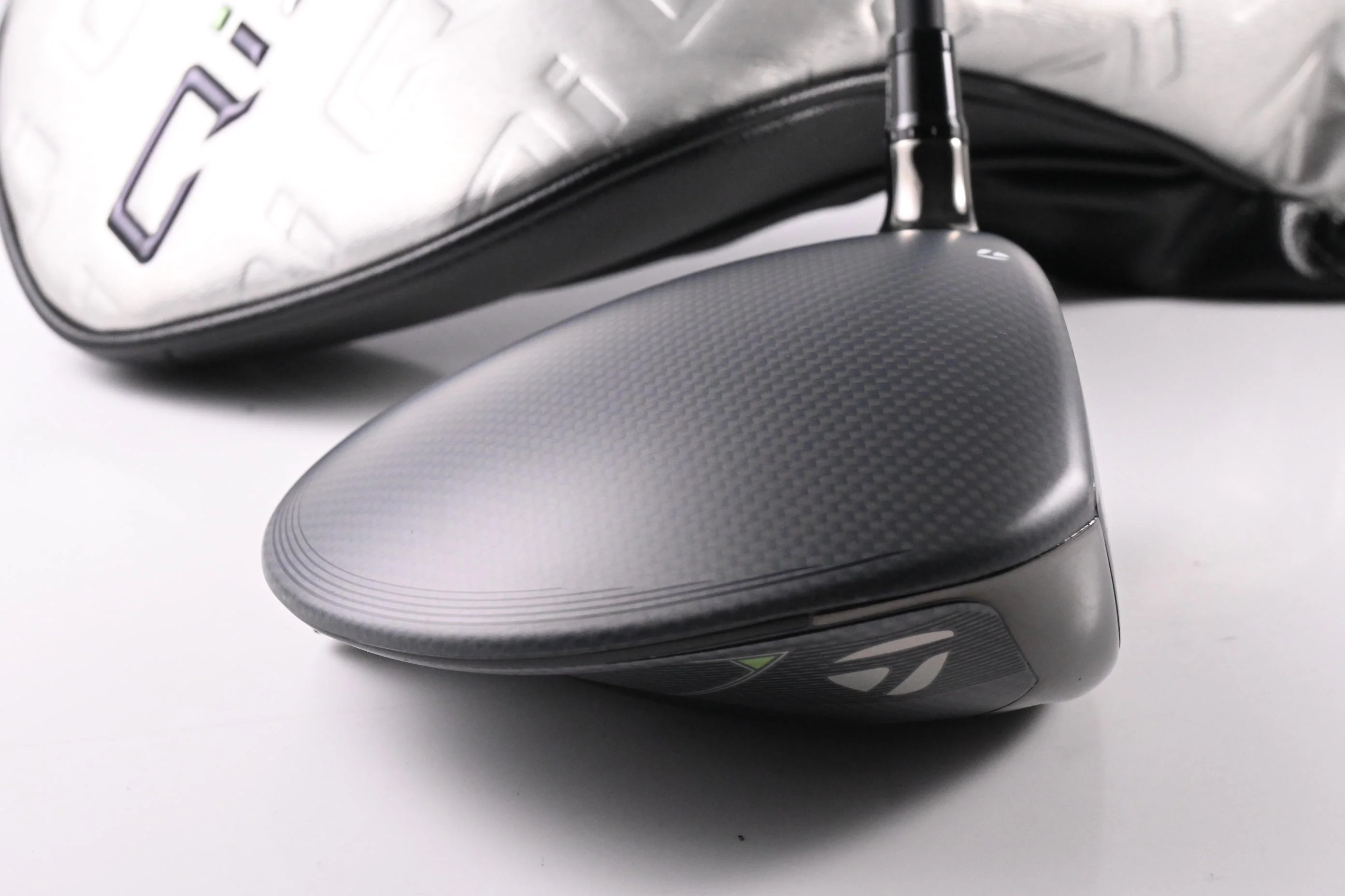 Taylormade Qi35 Driver / 9 Degree / Stiff Flex Kai'li Blue Dark Wave CB 60 Shaft - Image 3
