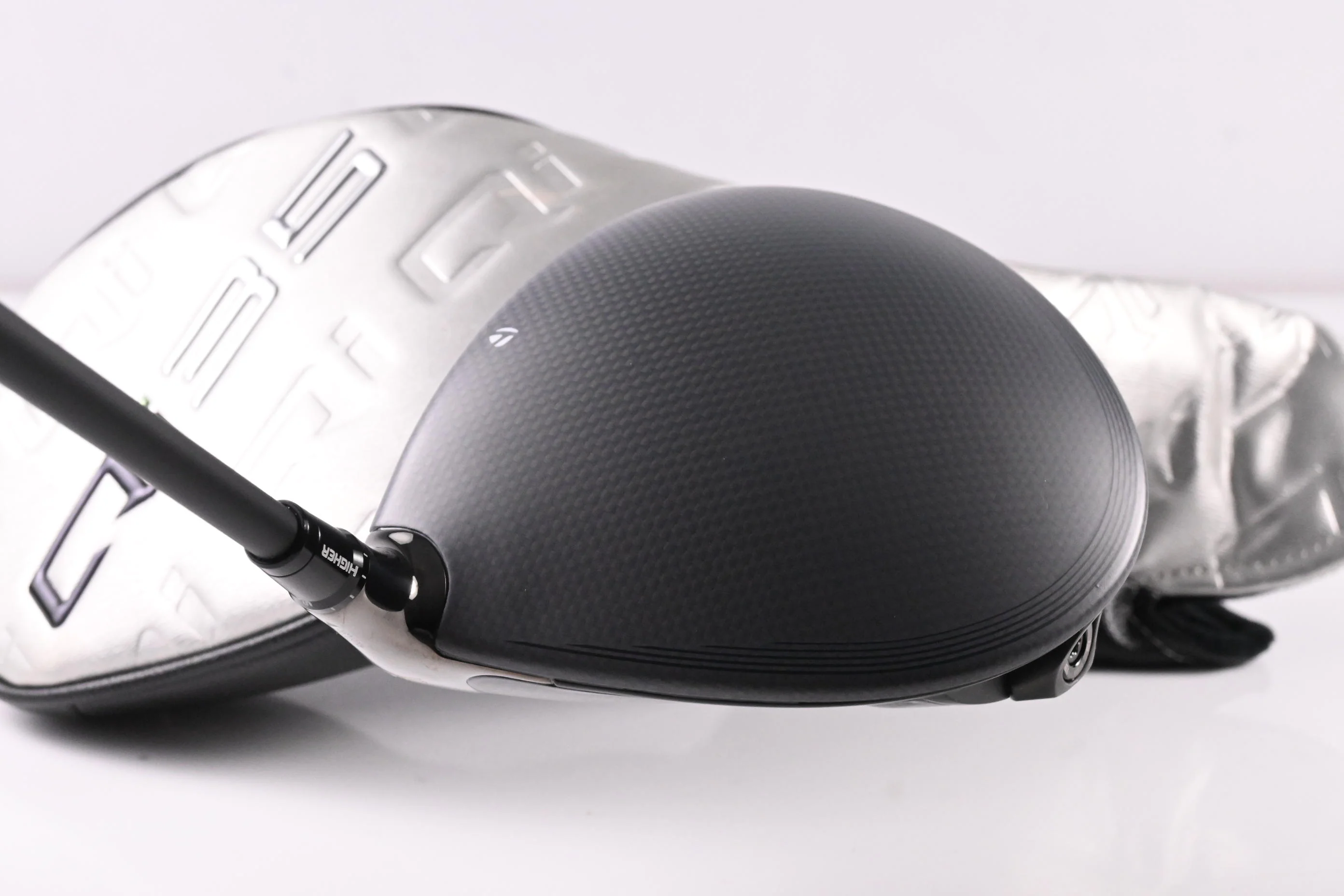 Taylormade Qi35 Driver / 9 Degree / Stiff Flex Kai'li Blue Dark Wave CB 60 Shaft - Image 5