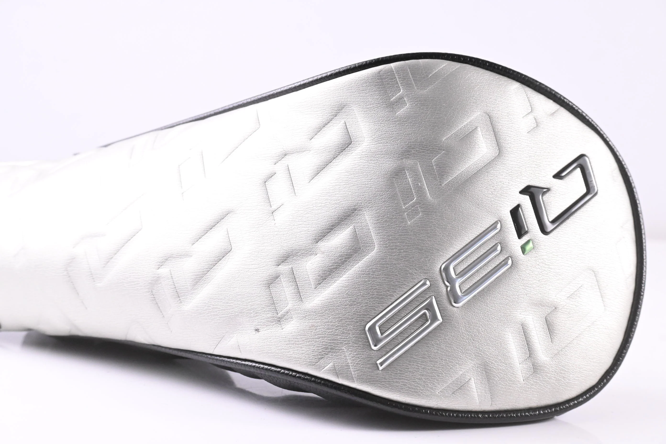 Taylormade Qi35 Driver / 10.5 Degree / Senior Flex Fujikura Ventus Red 5 Shaft - Image 9