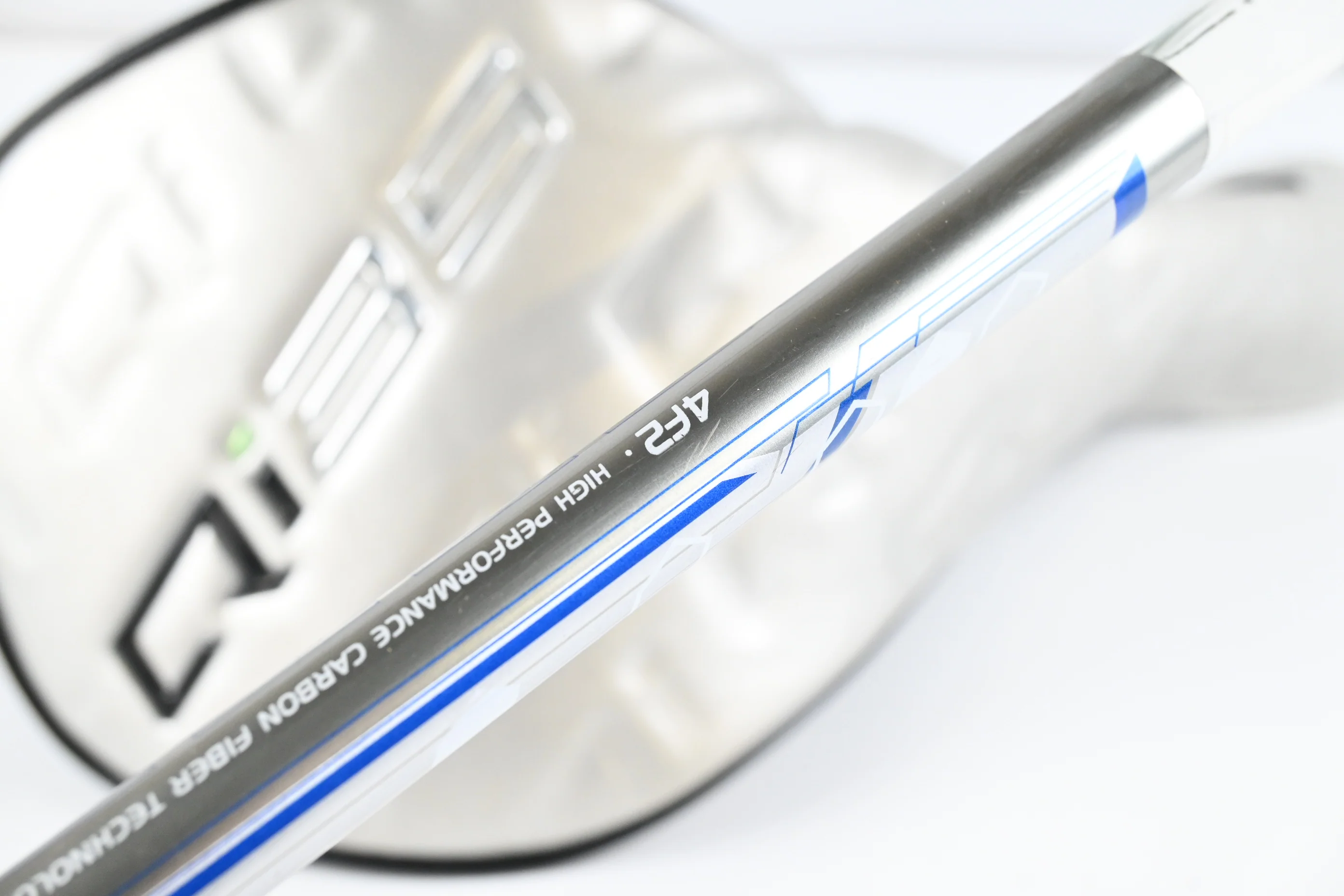 Taylormade Qi35 Driver / 10.5 Degree / Senior Flex UST Helium 4 Shaft - Image 6