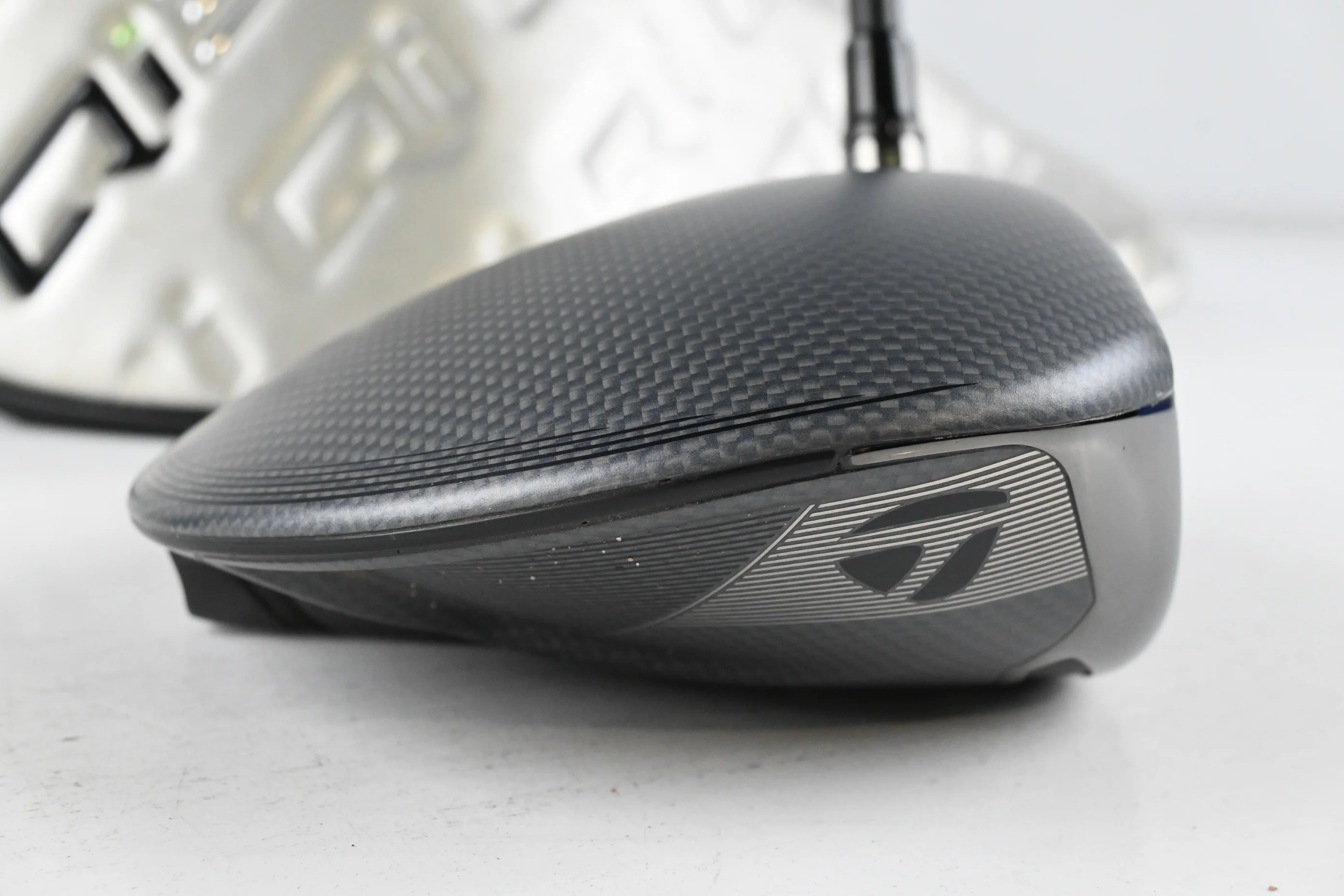 Taylormade Qi35 Driver / 9 Degree / Stiff Flex Fujikura Ventus Blue 5 Shaft - Image 3