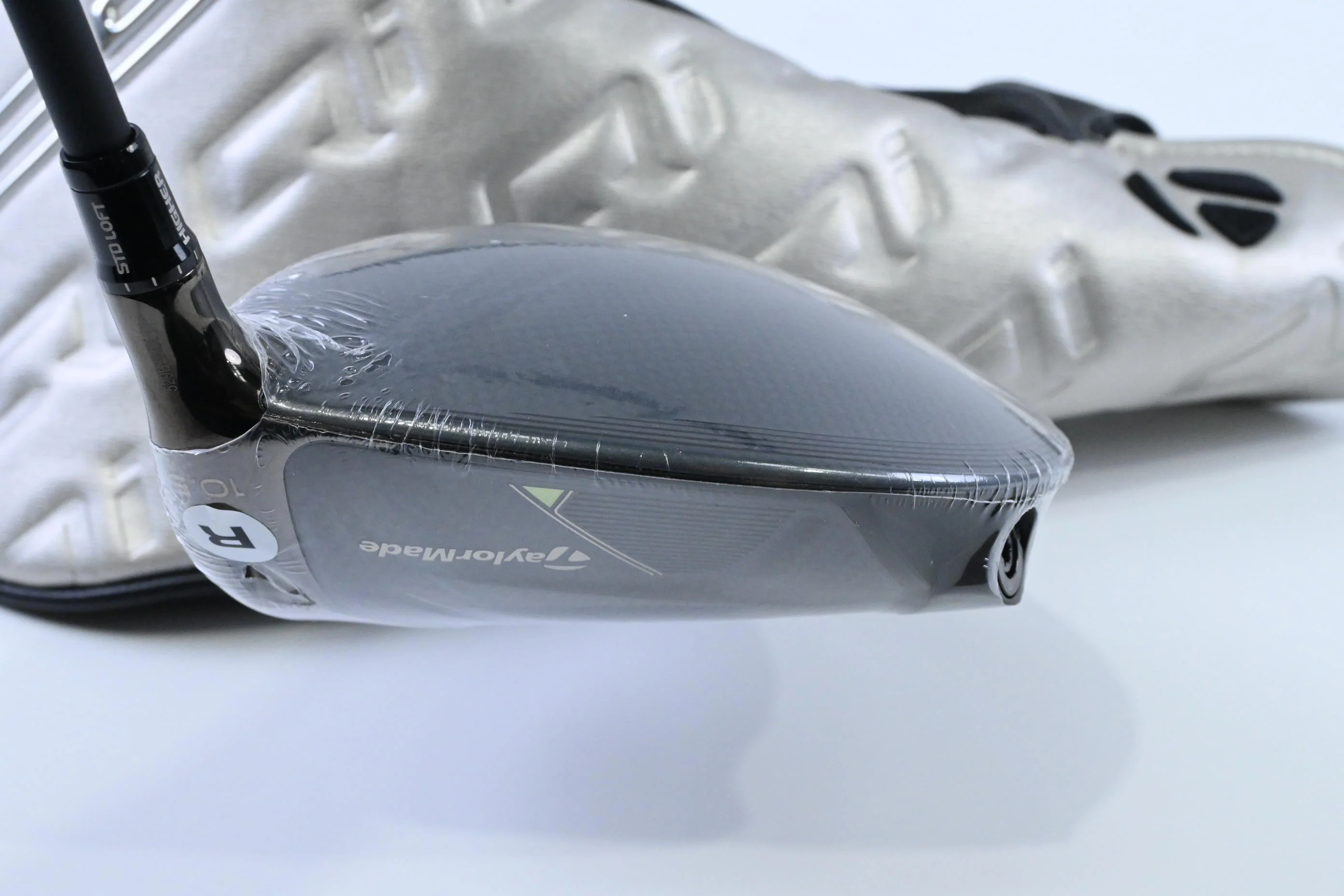 Taylormade Qi35 Driver / 10.5 Degree / Senior Flex Vanquish 4 Shaft - Image 5
