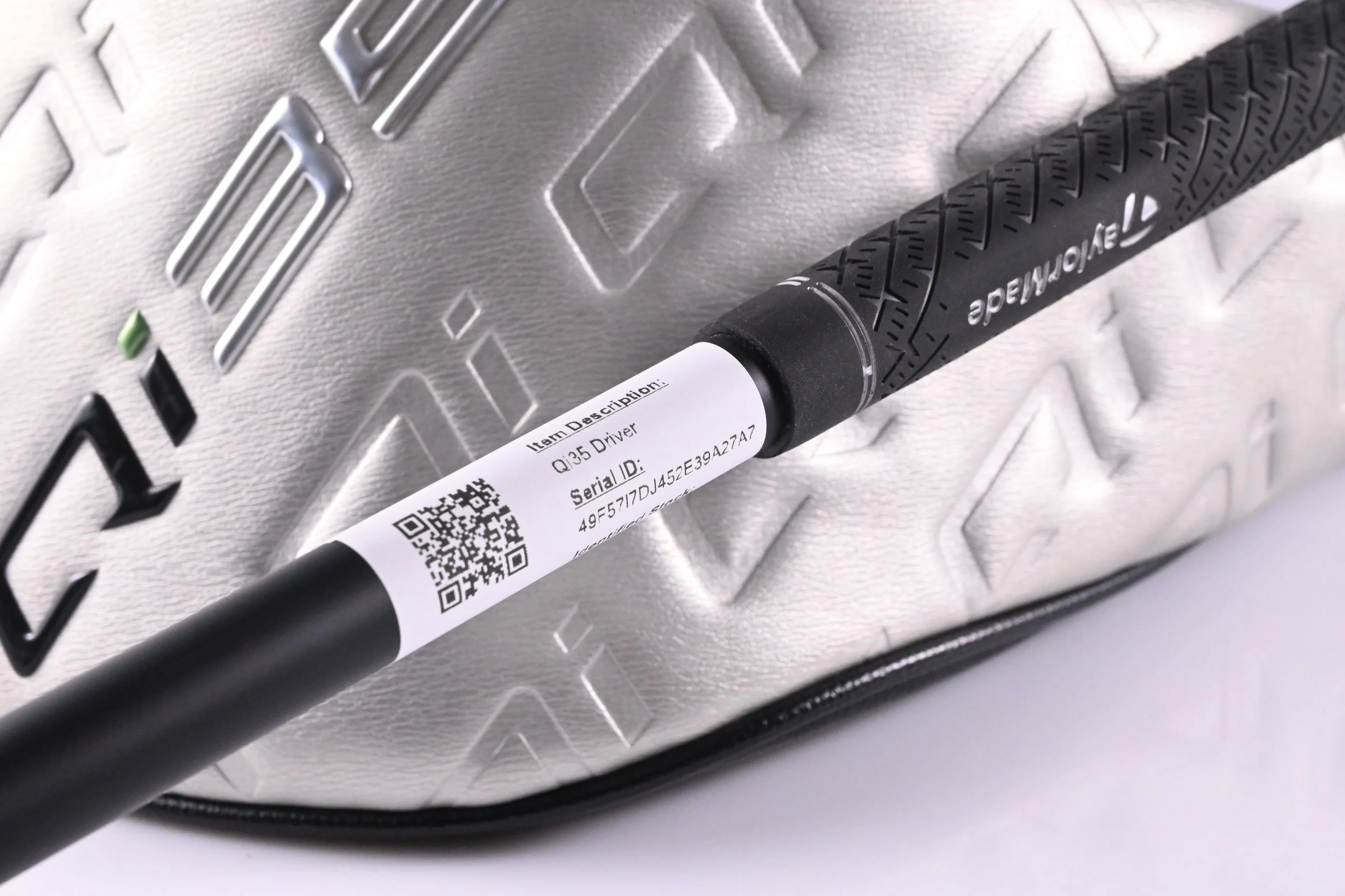 Taylormade Qi35 Driver / 9 Degree / Stiff Flex Reax White 60 Shaft - Image 7