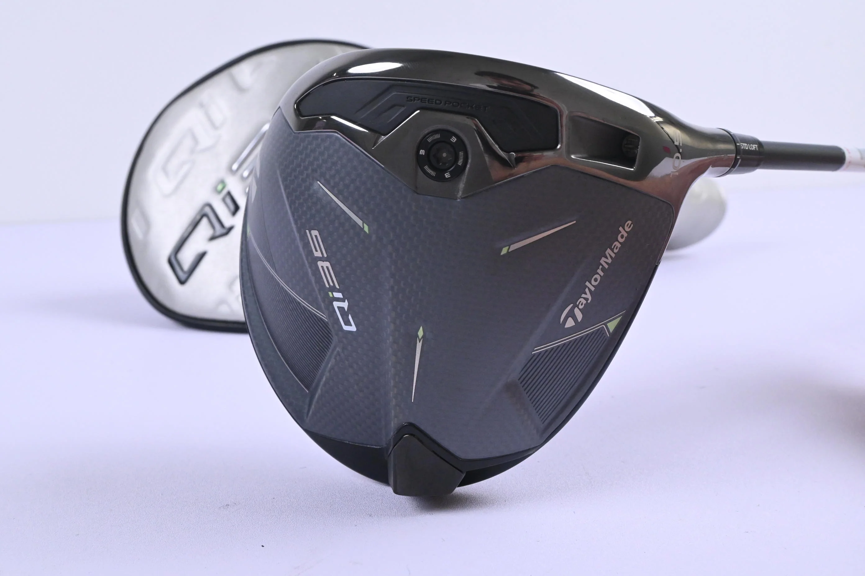 Taylormade Qi35 Driver / 10.5 Degree / Regular Flex Ventus Blue 5 Shaft - Image 2
