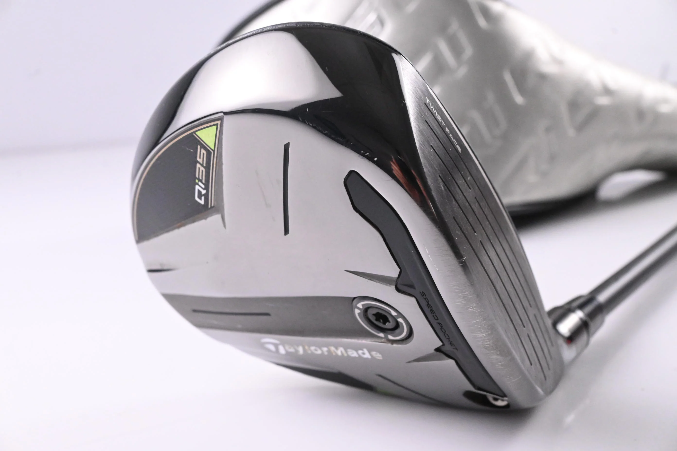 Taylormade Qi35 #3 Wood / 15 Degree / Regular Flex Fujikura Ventus Blue 5 Shaft