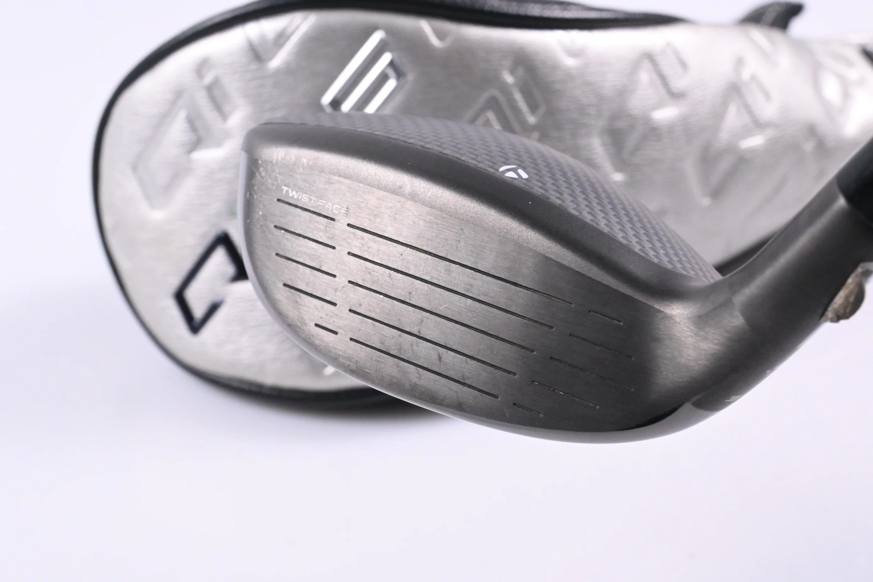 Taylormade Qi35 Max Lite #5 Hybrid / 27 Degree / Senior Flex VANQUISH 5 Shaft - Image 4