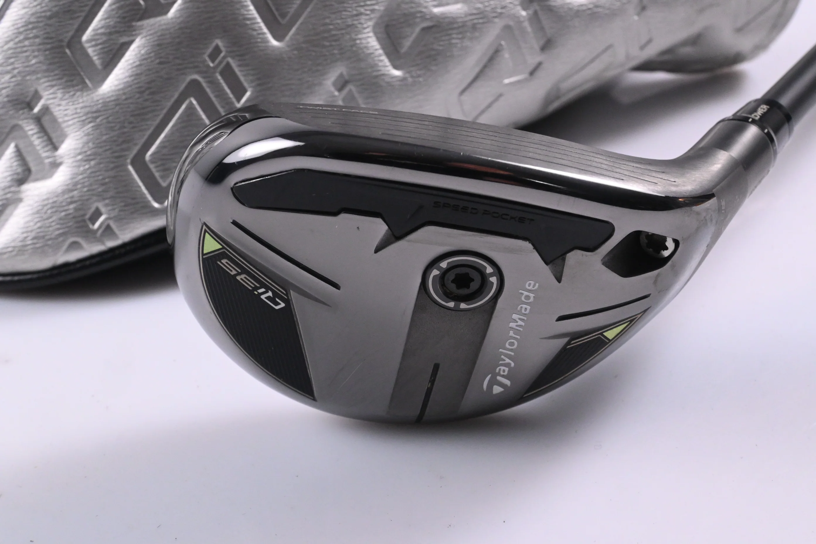Taylormade Qi35 #4 Hybrid / 22 Degree / Regular Flex Ventus Blue 6 Shaft - Image 2