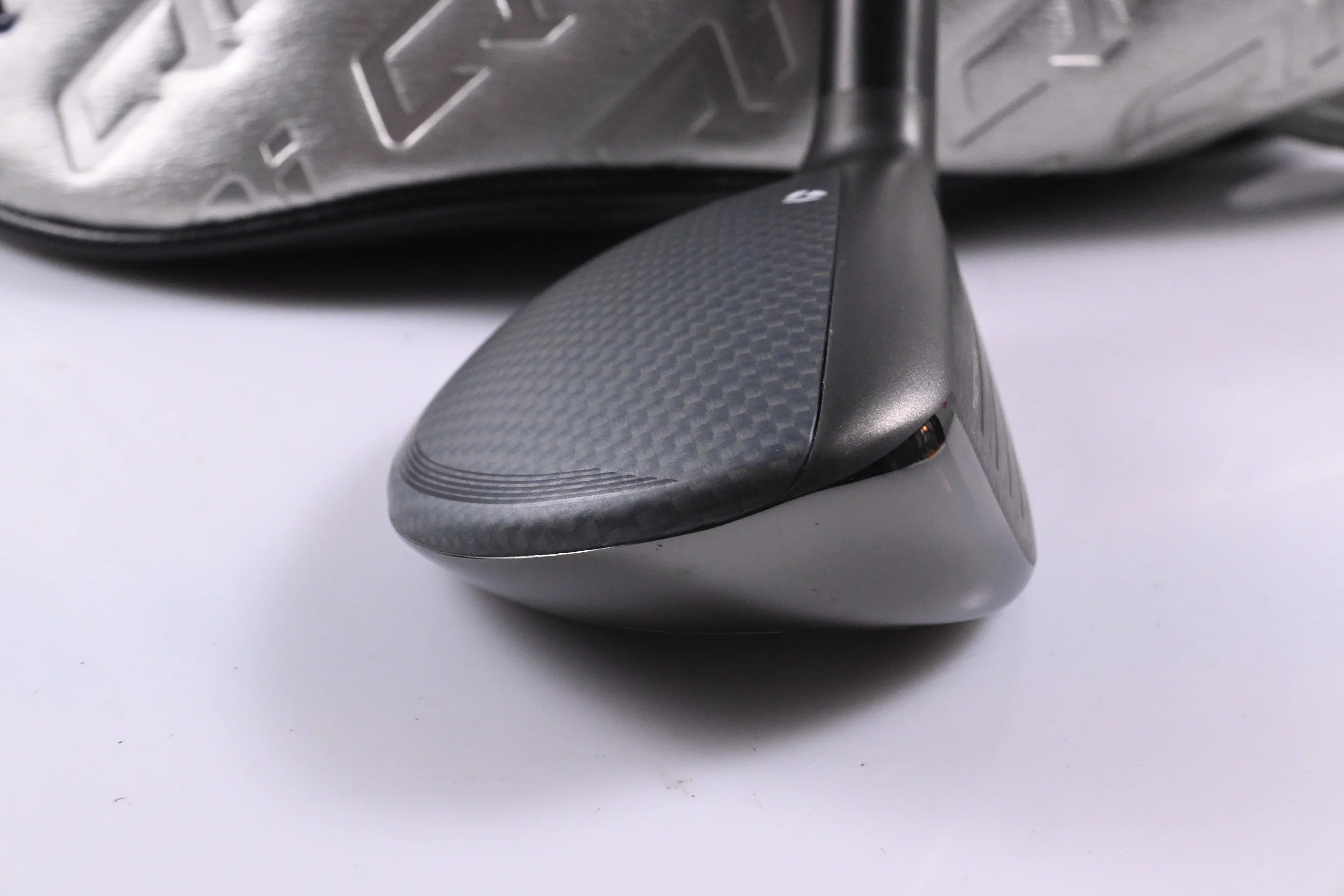 Taylormade Qi35 #4 Hybrid / 22 Degree / Regular Flex Ventus Blue 6 Shaft - Image 3