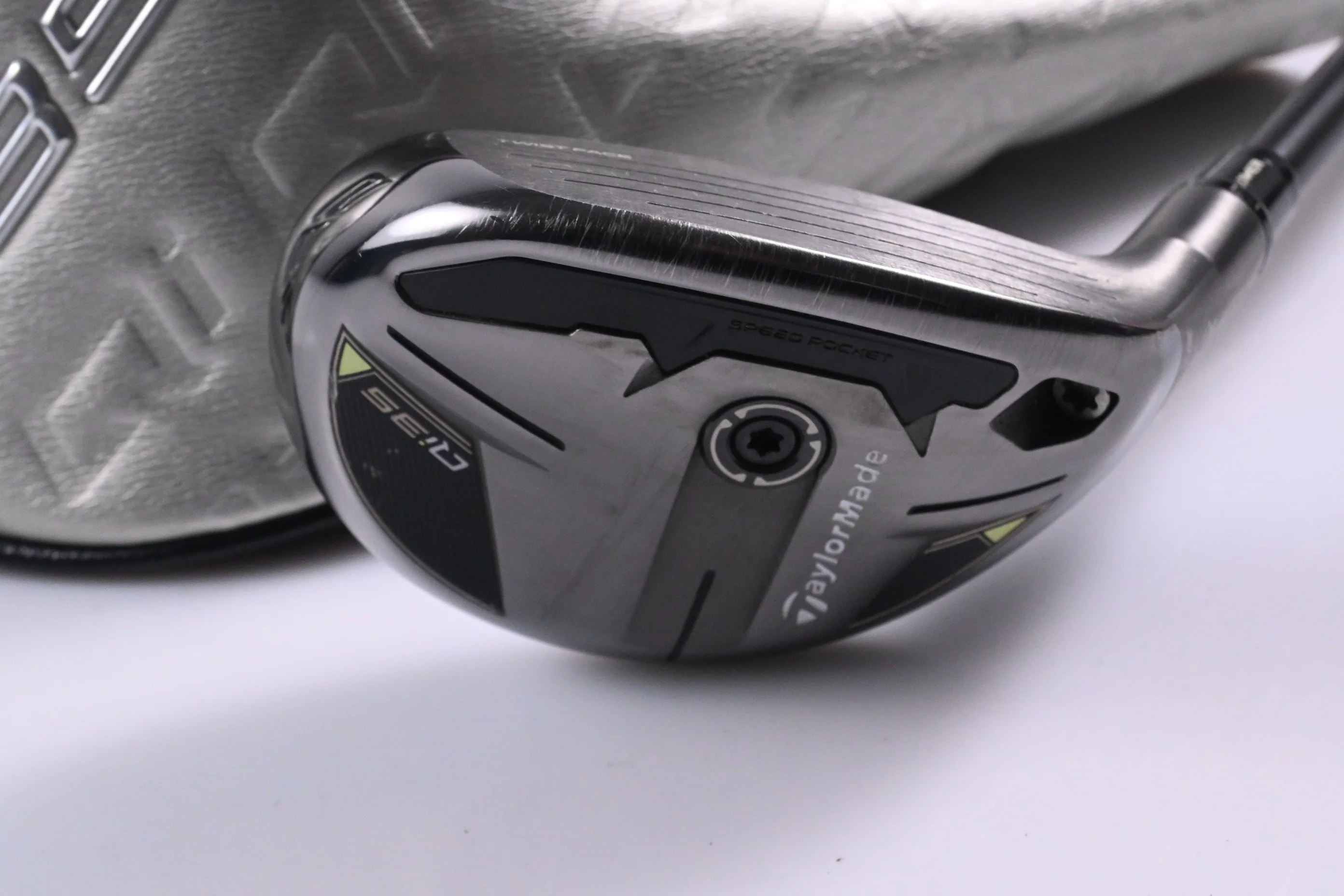 Taylormade Qi35 #4 Hybrid / 22 Degree / Regular Flex Fujikura Ventus Blue 6 - Image 2