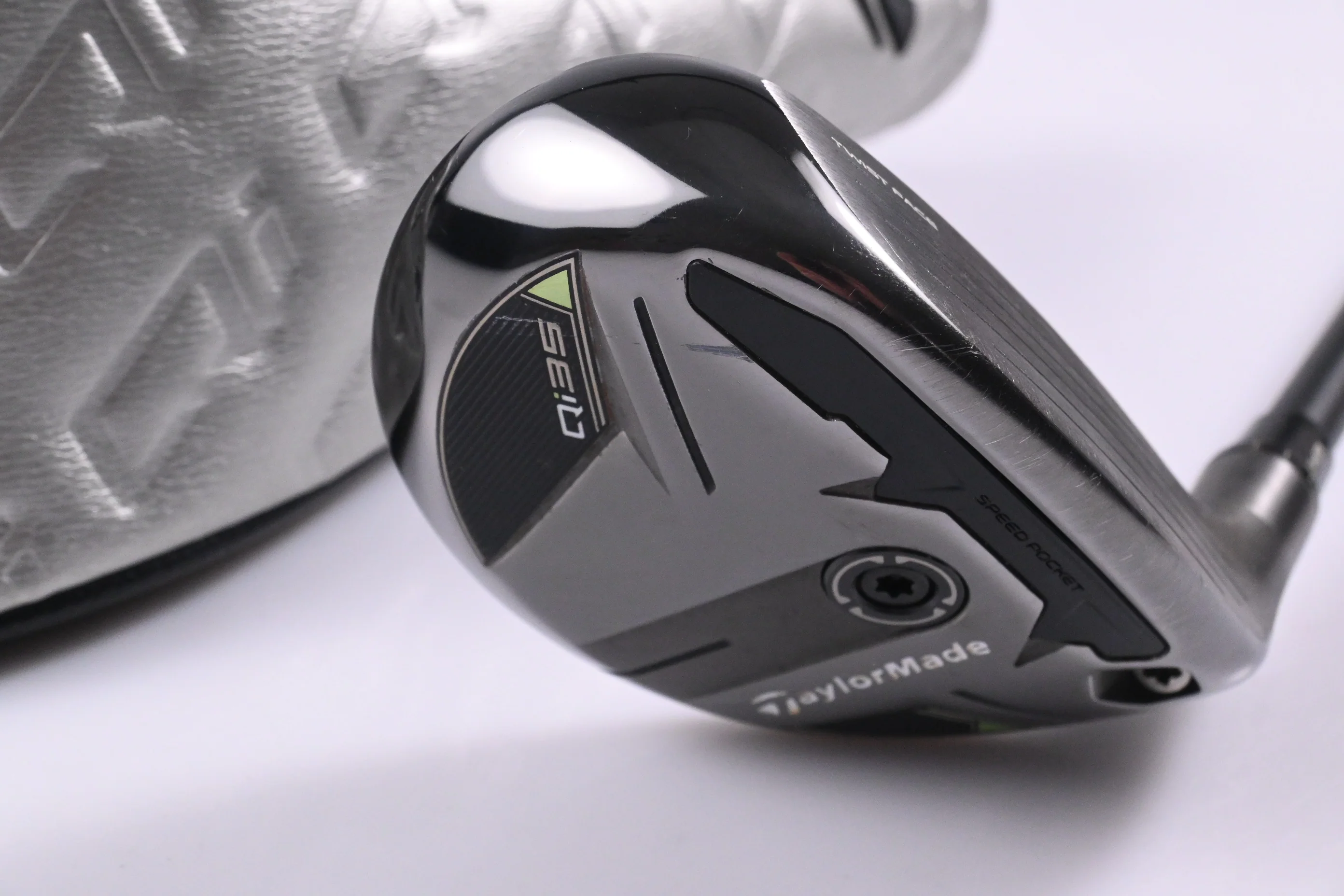 Taylormade Qi35 #4 Hybrid / 22 Degree / Regular Flex Fujikura Ventus Blue 6