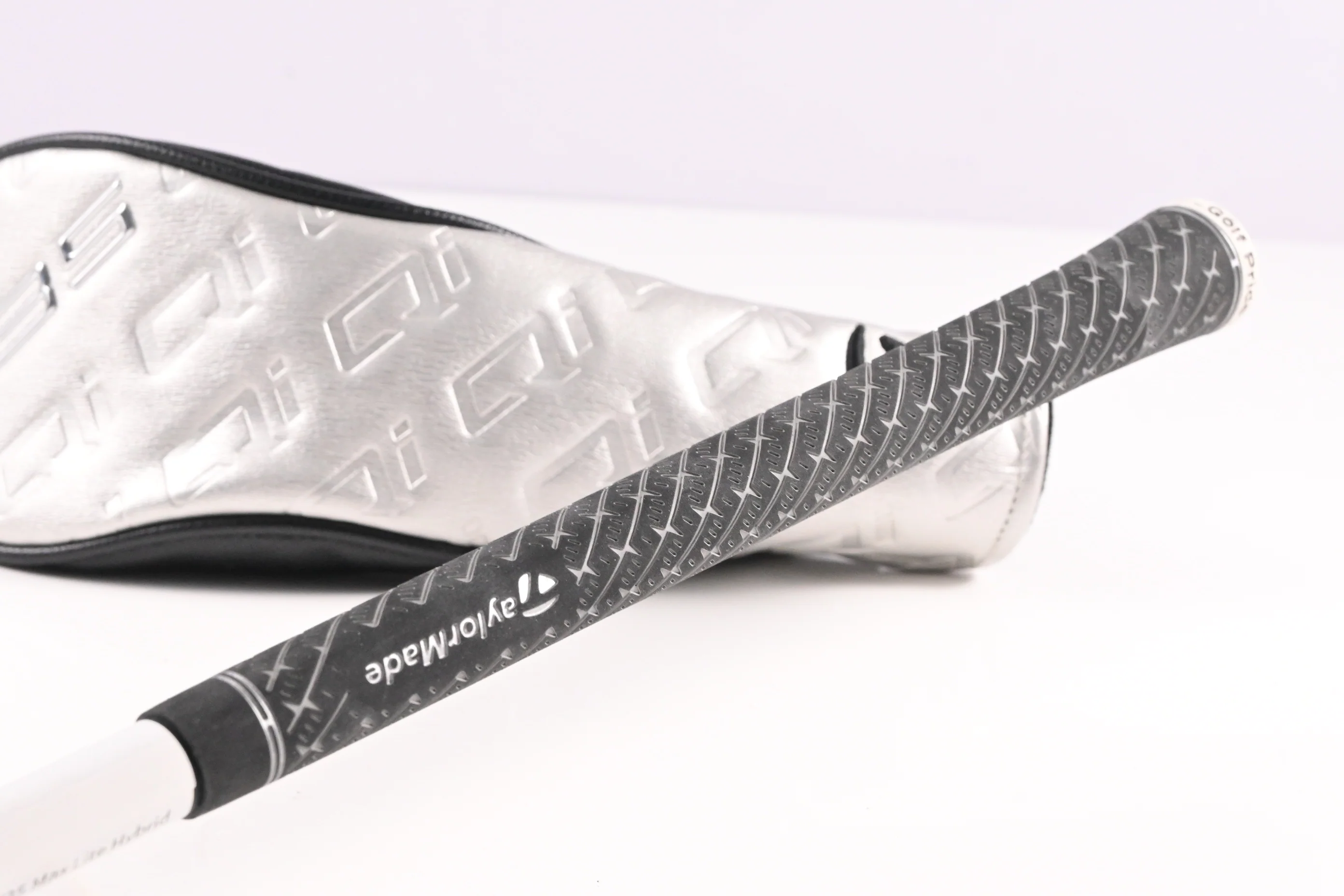 Taylormade Qi35 Max Lite #5 Hybrid / 27 Degree / Senior Flex Vanquish 5 Shaft - Image 8