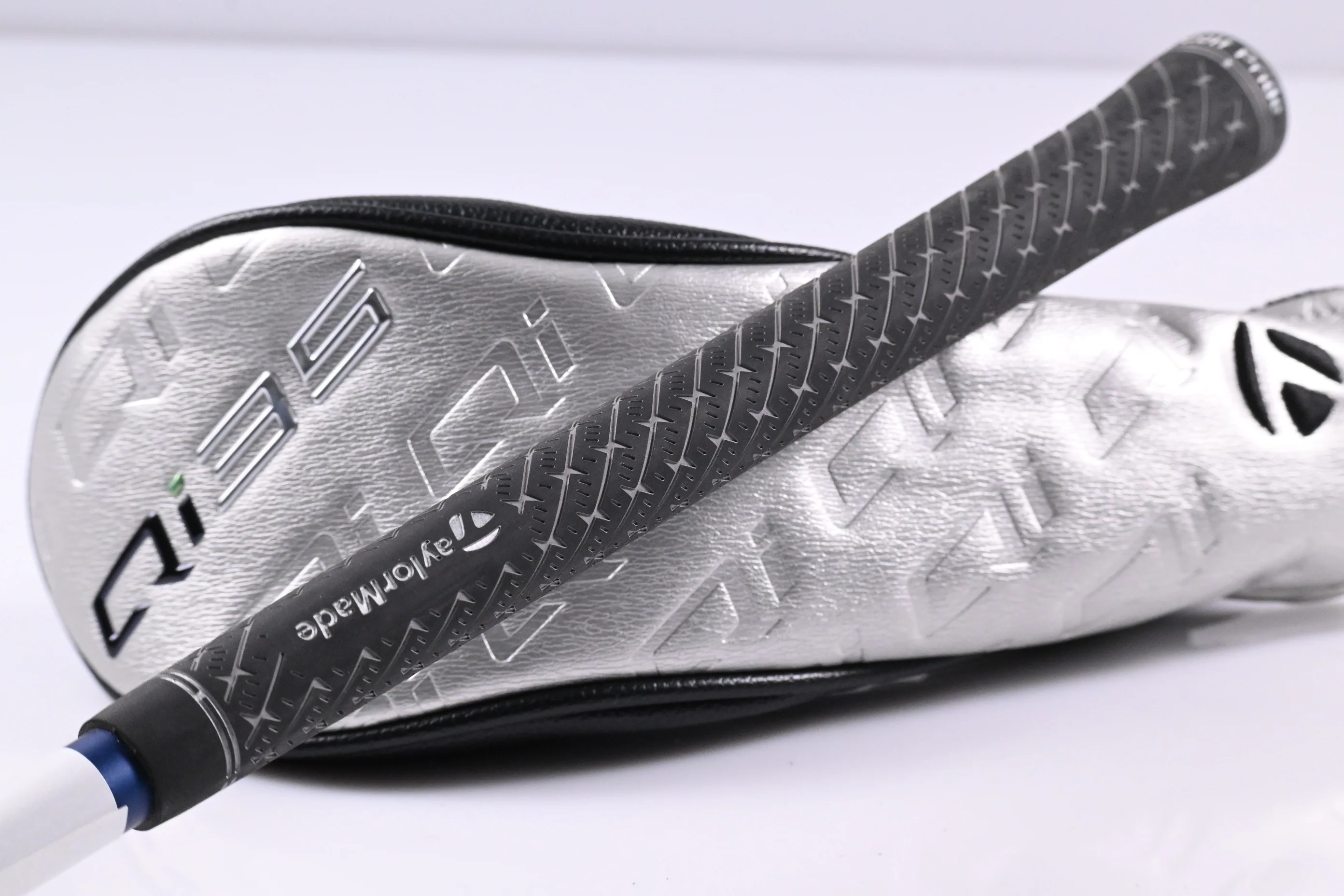 Taylormade Qi35 #4 Hybrid / 22 Degree / Regular Flex Fujikura Ventus Blue 6 - Image 8