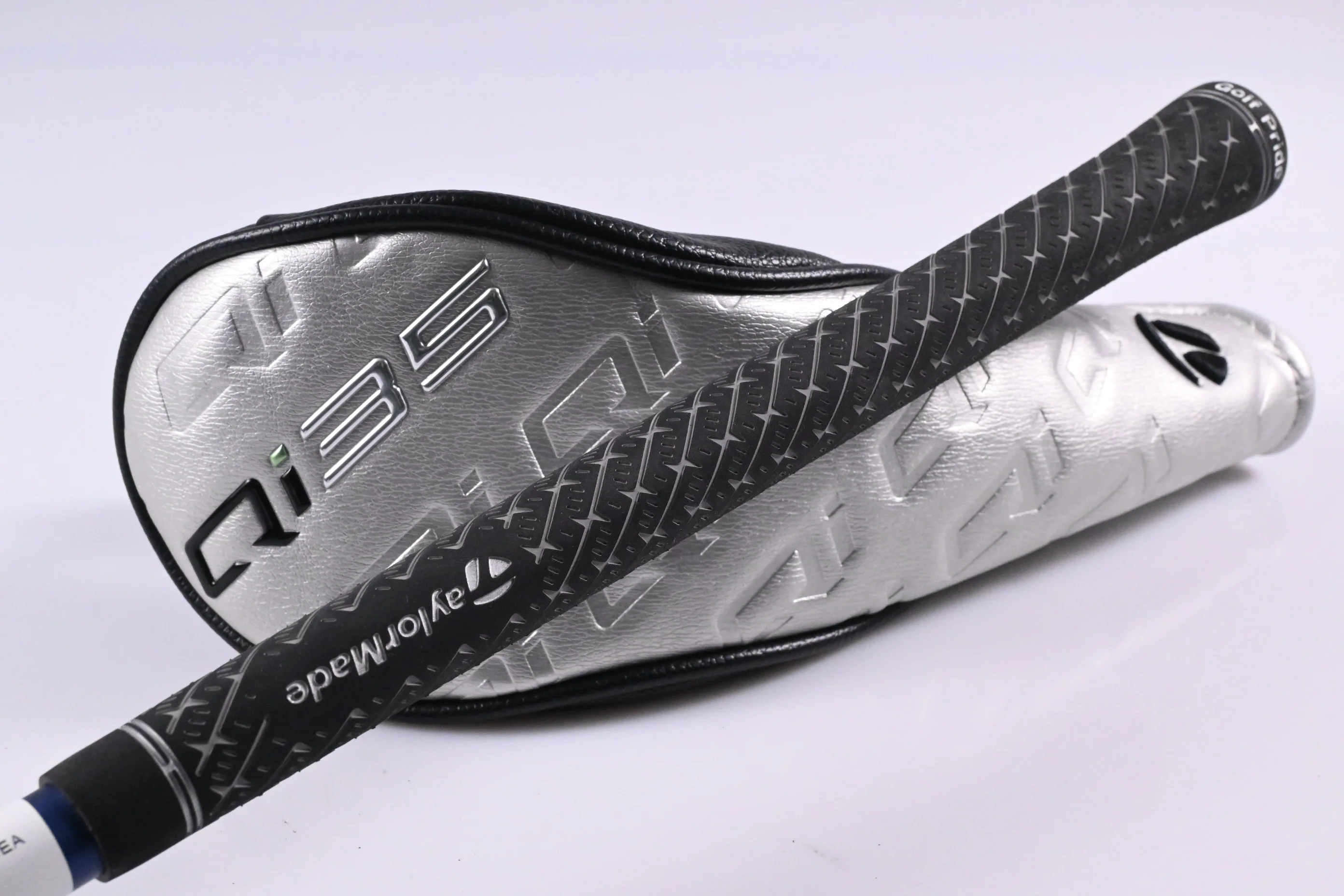 Taylormade Qi35 #4 Hybrid / 22 Degree / Regular Flex Fujikura Ventus Blue 6 - Image 8
