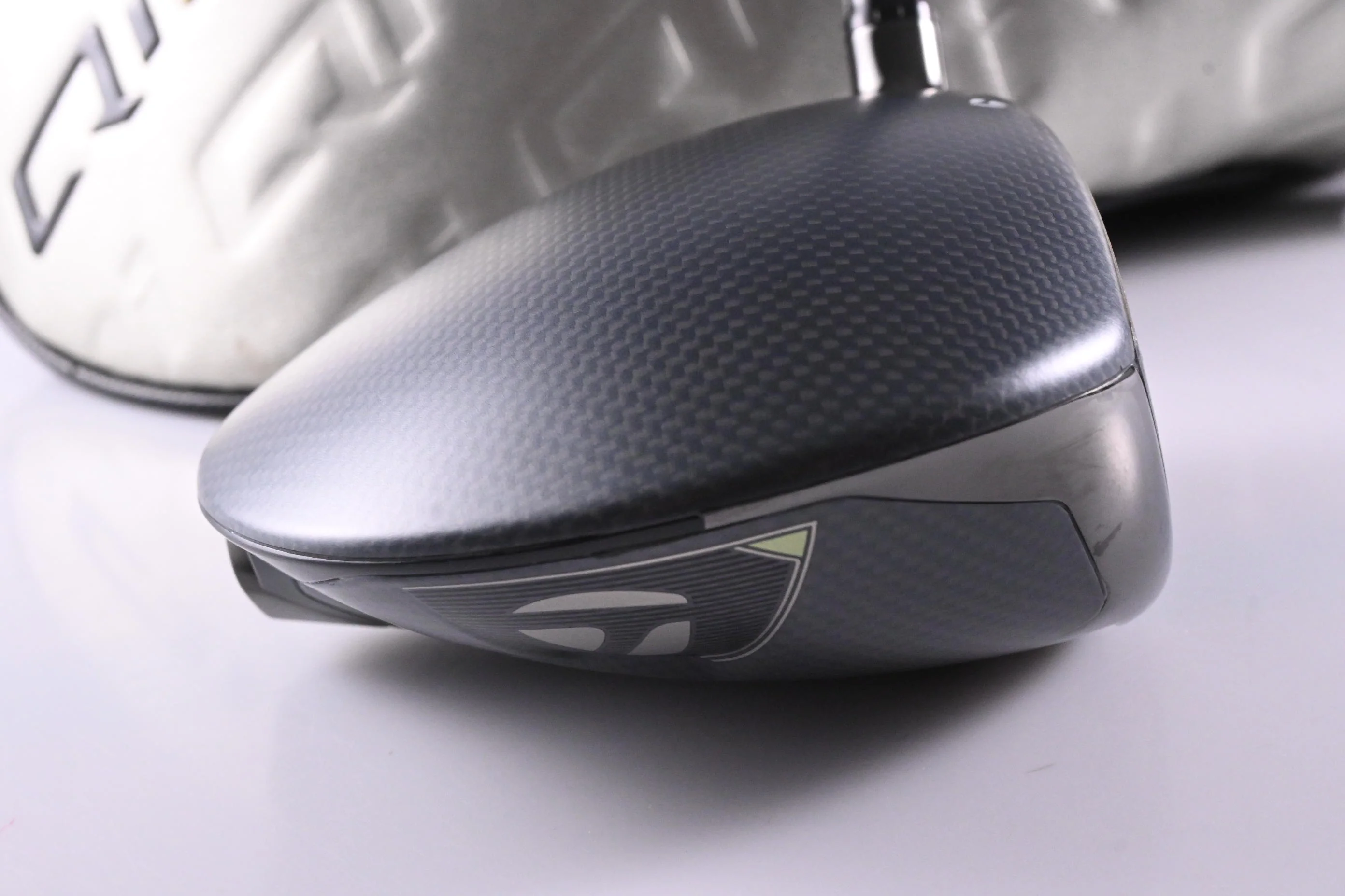 Taylormade Qi35 LS Driver / 8 Degree / X-Flex Mitsubishi Tensei 1K Black 65 - Image 3
