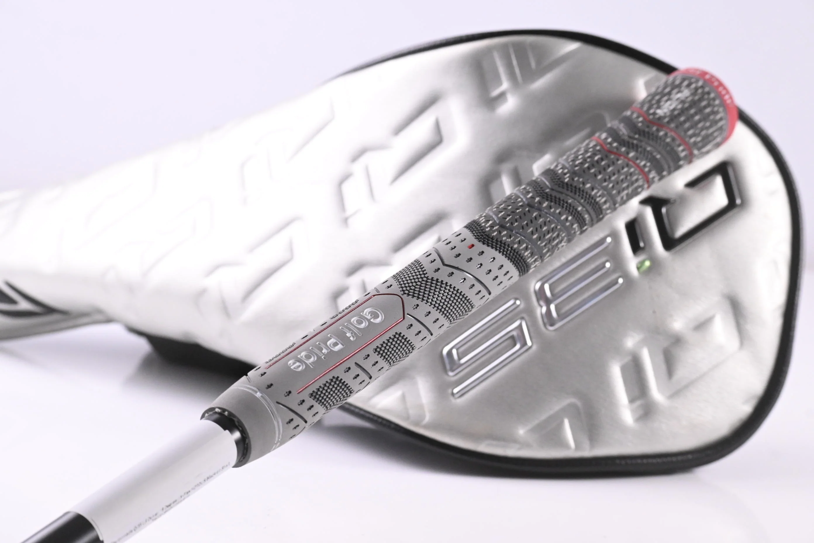 Taylormade Qi35 LS Driver / 8 Degree / X-Flex HZRDUS Black 60 Shaft - Image 8