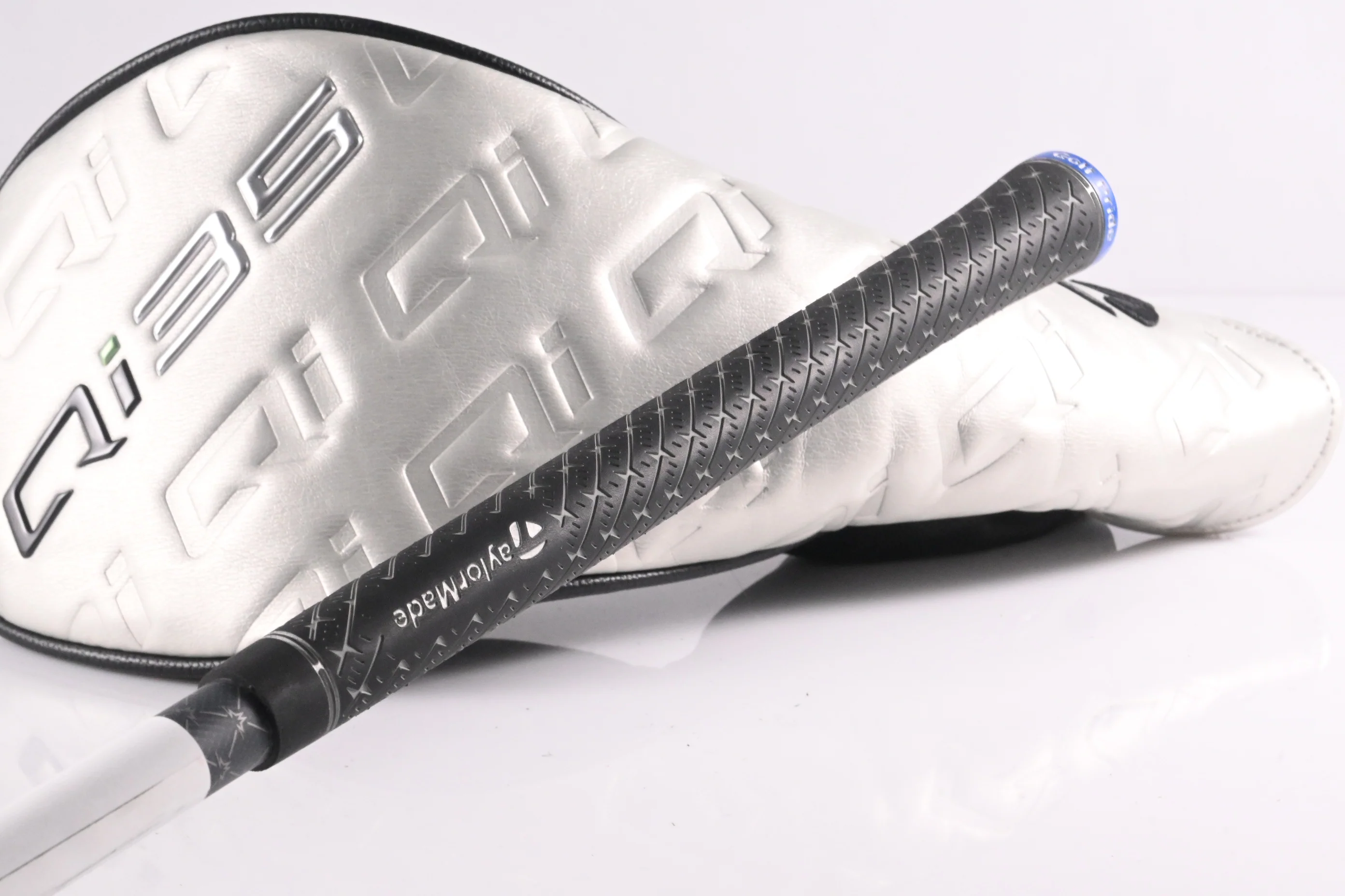 Taylormade Qi35 LS Driver / 9 Degree / Stiff Flex Tensei AV Black 65 Shaft - Image 9