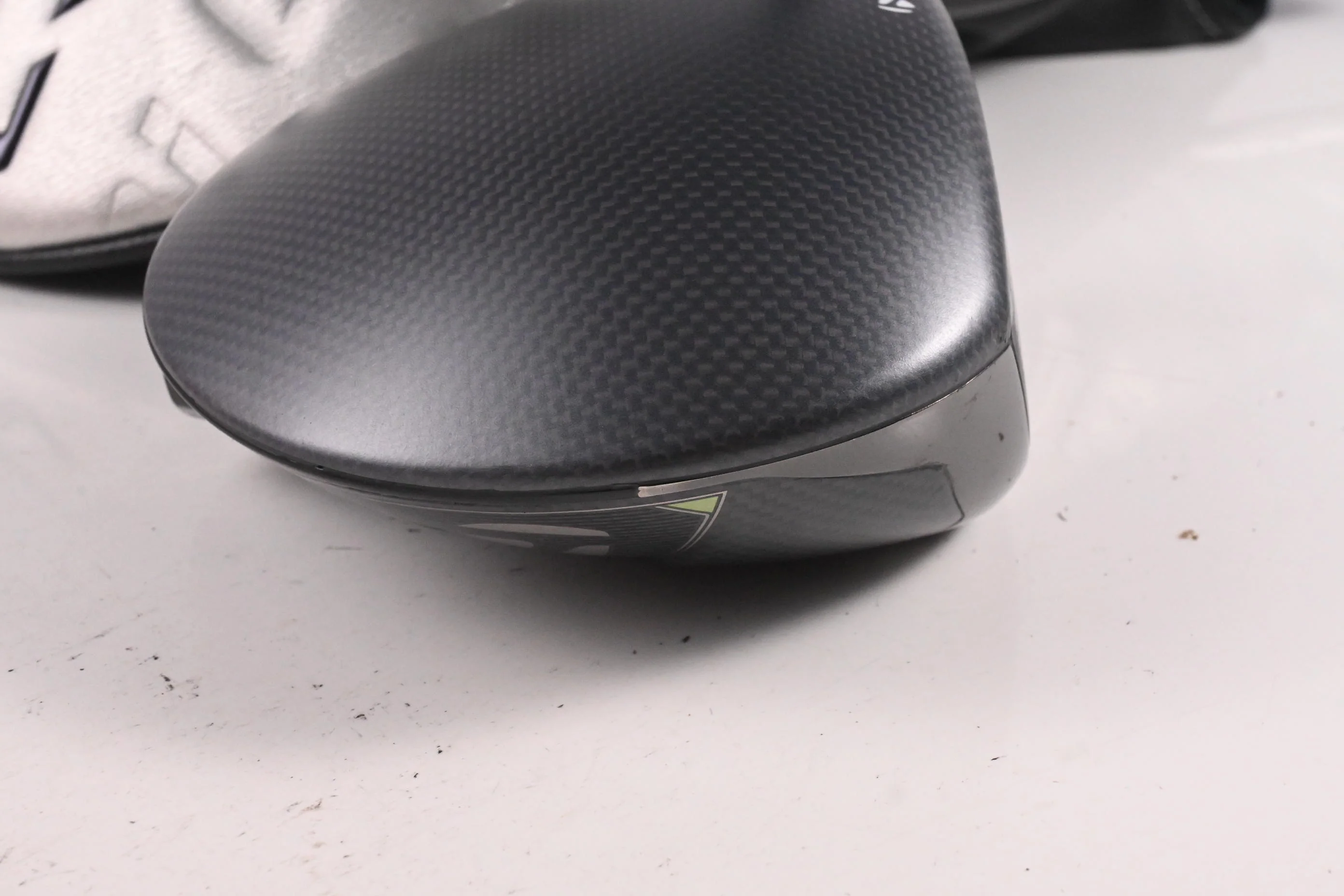 Taylormade Qi35 LS Driver / 9 Degree / Stiff Flex Fujikura Ventus Blue 5 Shaft - Image 3