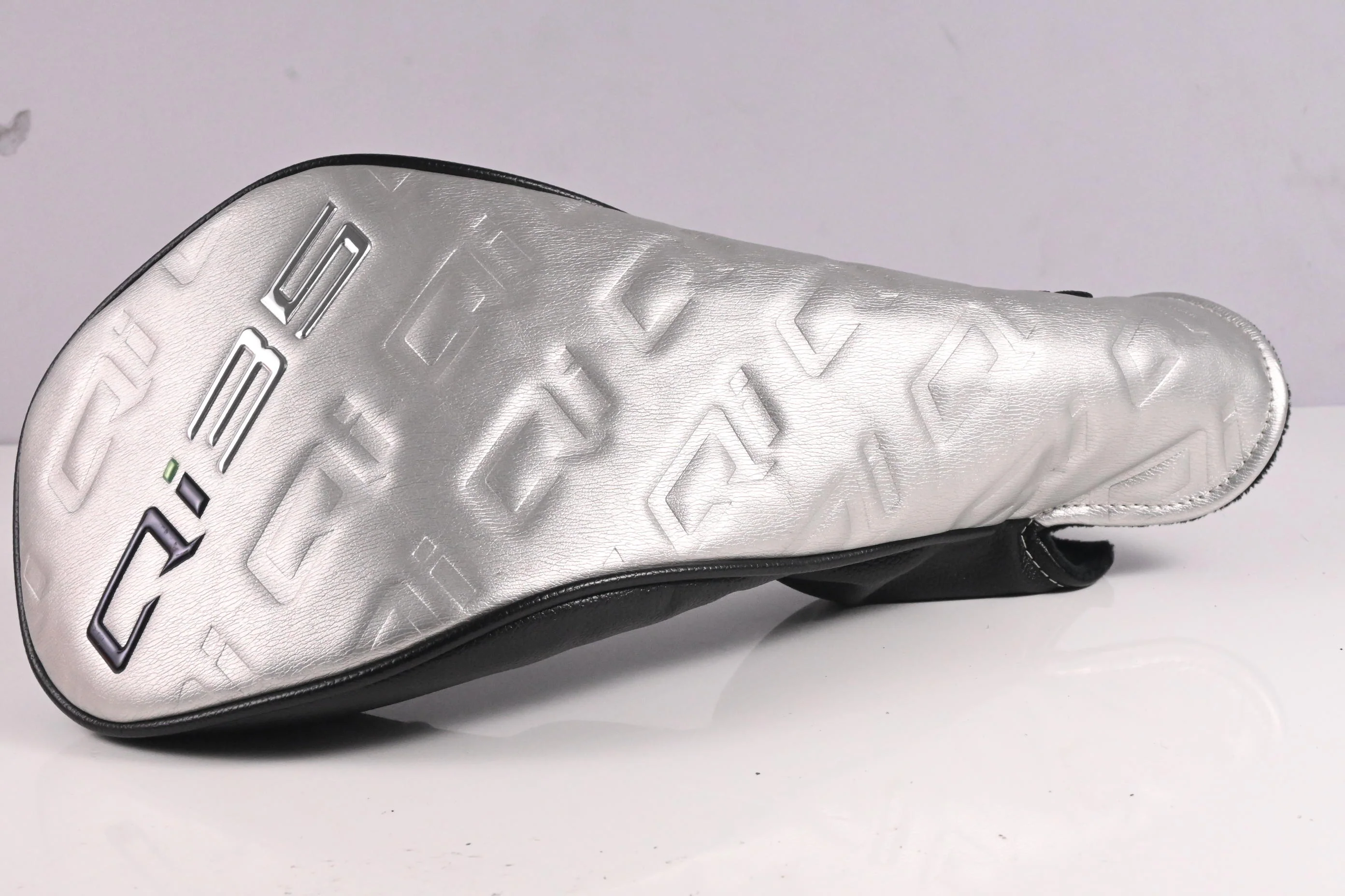 Taylormade Qi35 LS Driver / 9 Degree / Stiff Flex Fujikura Ventus Blue 5 Shaft - Image 9