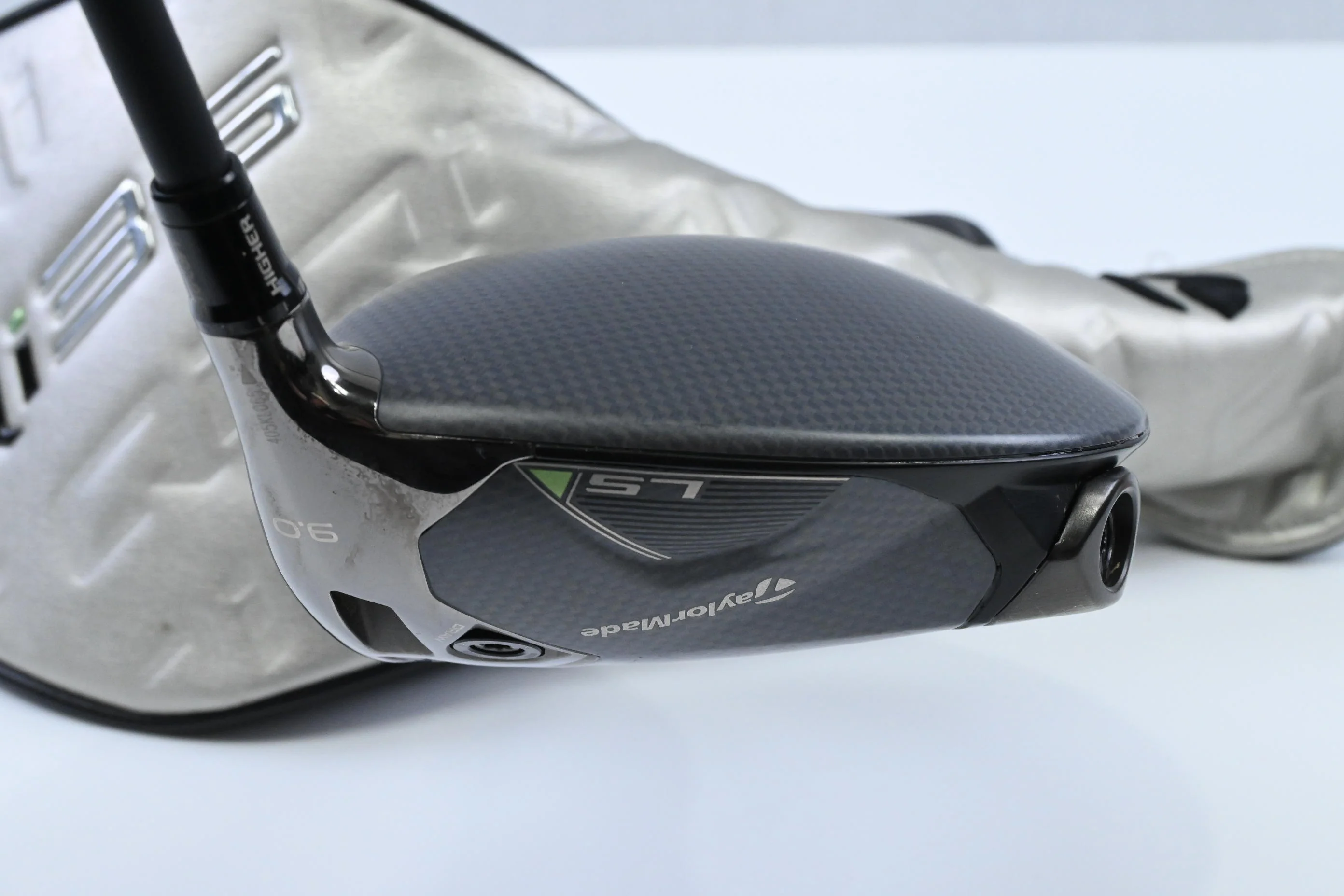 Taylormade Qi35 LS Driver / 9 Degree / Stiff Flex Kai'li Dark Waves White 60 - Image 5