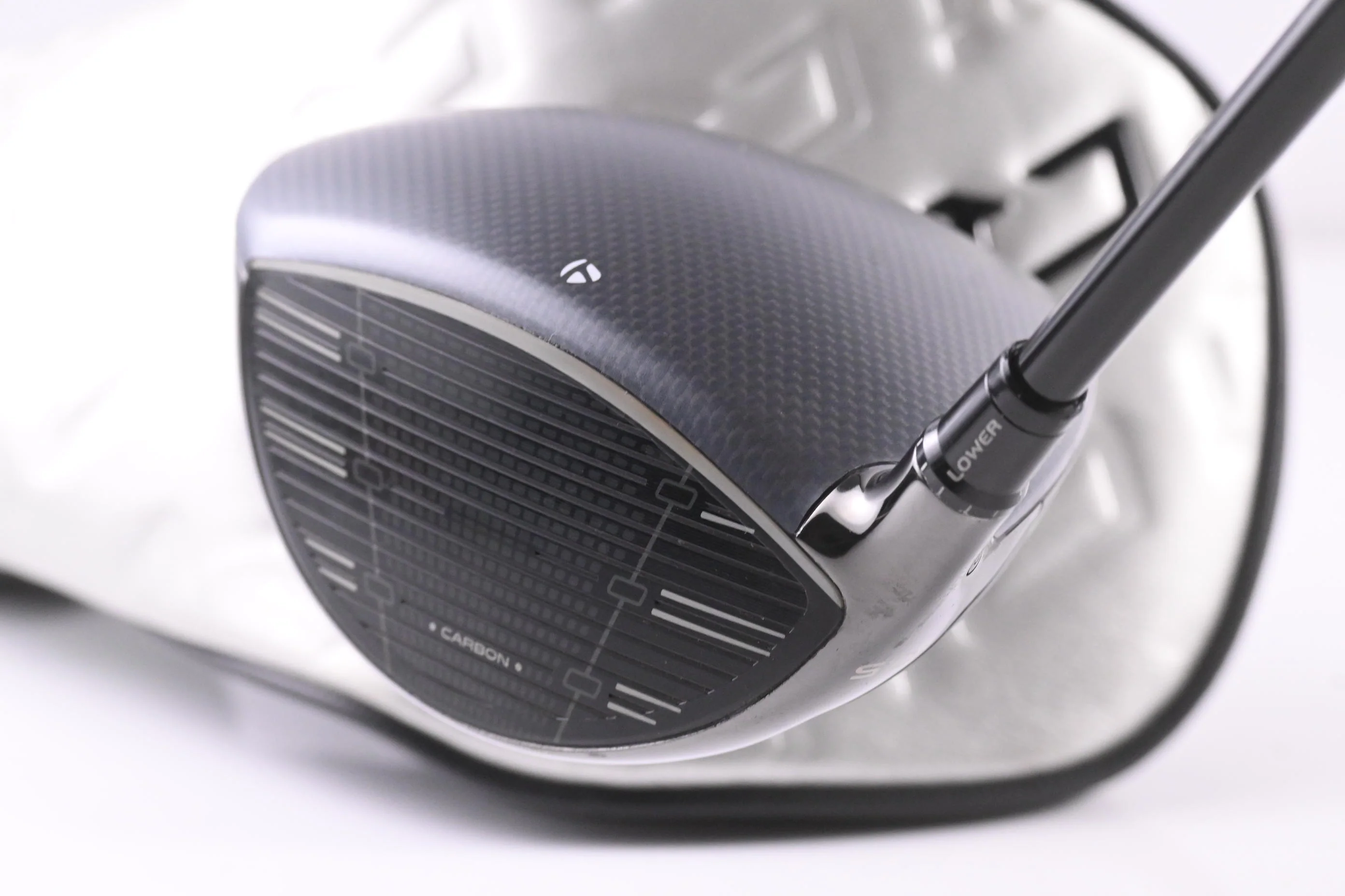 Taylormade Qi35 LS Driver / 10.5 Degree / X-Flex HZRDUS Black 60 Shaft - Image 4