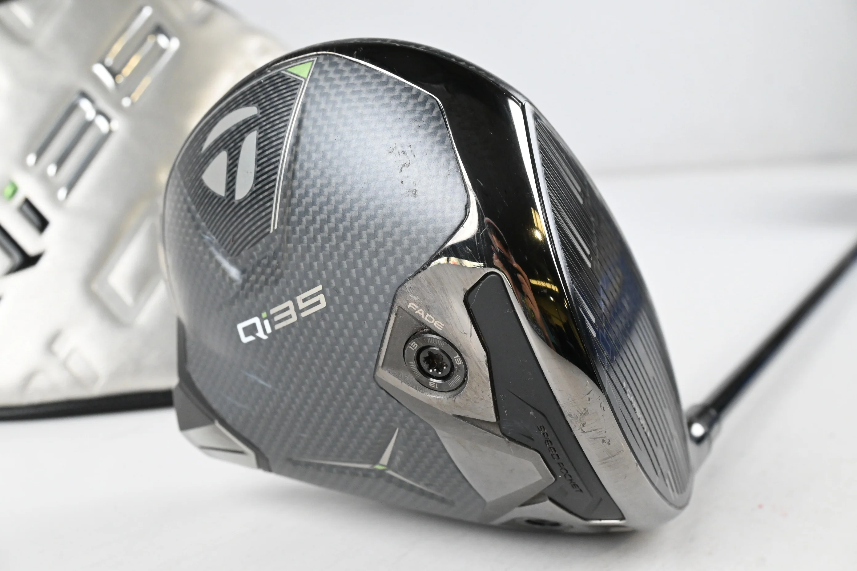 Taylormade Qi35 LS Driver / 9 Degree / Regular Flex Fujikura Ventus Red 5