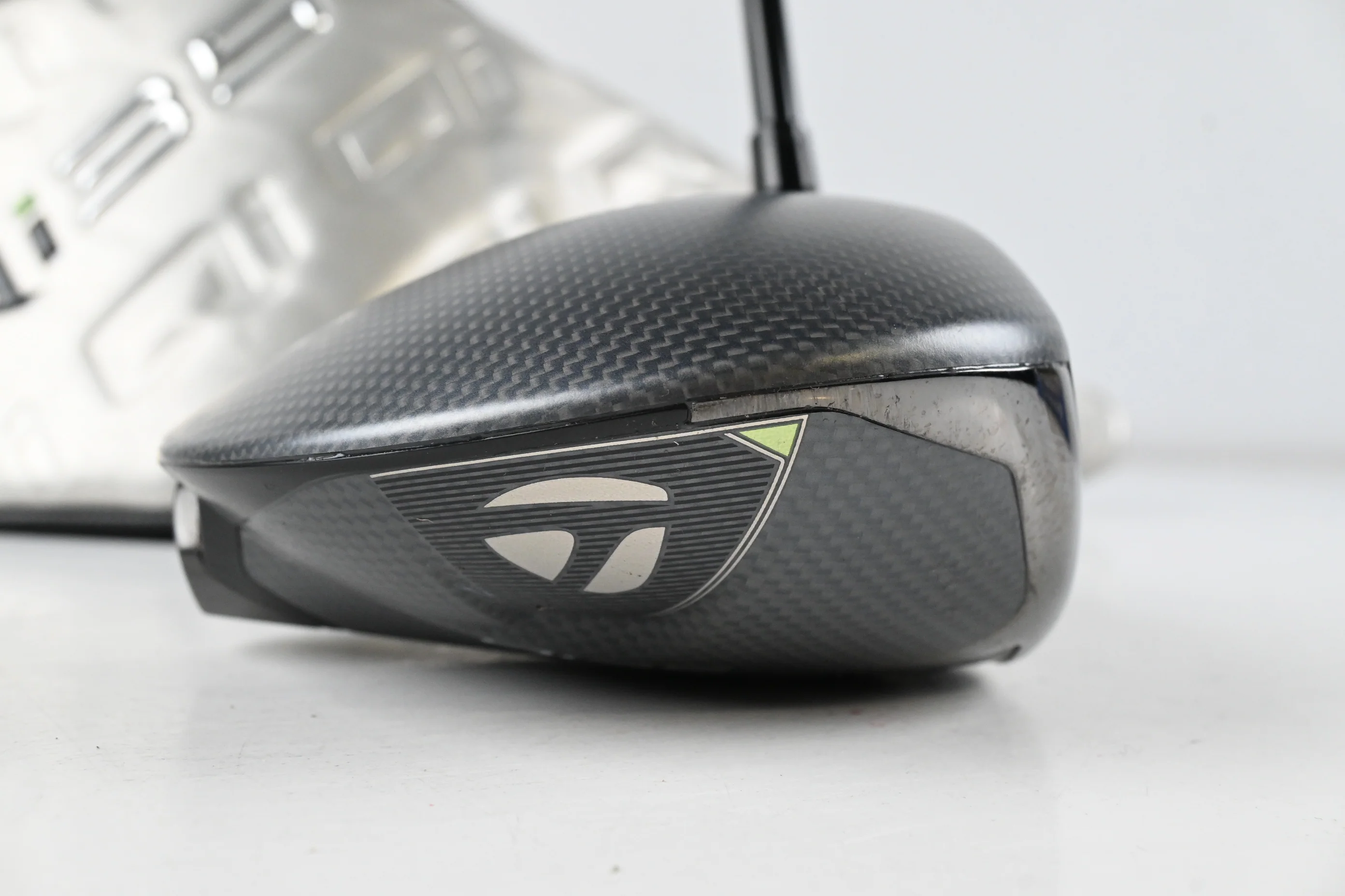 Taylormade Qi35 LS Driver / 9 Degree / Regular Flex Fujikura Ventus Red 5 - Image 3