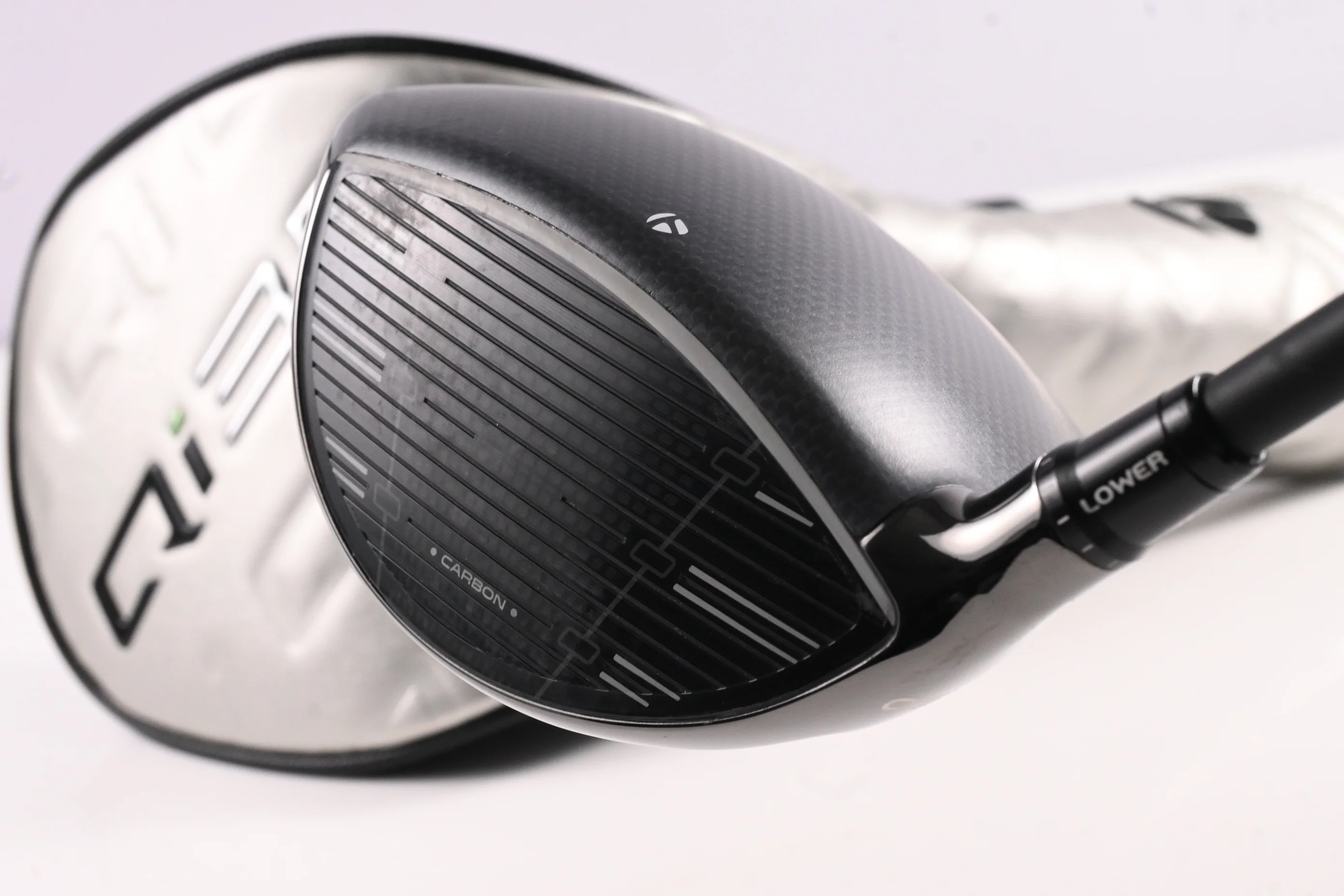 Taylormade Qi35 LS Driver / 10.5 Degree / X-Flex Kai'li Blue CB Darkwave 60 - Image 4