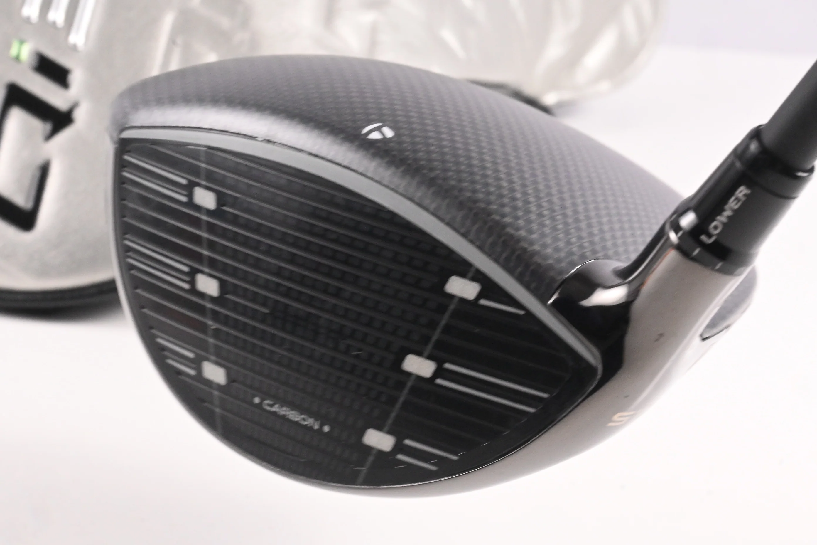 Taylormade Qi35 Max Driver / 10.5 Degree / Senior Flex Vanquish 4 Shaft - Image 4