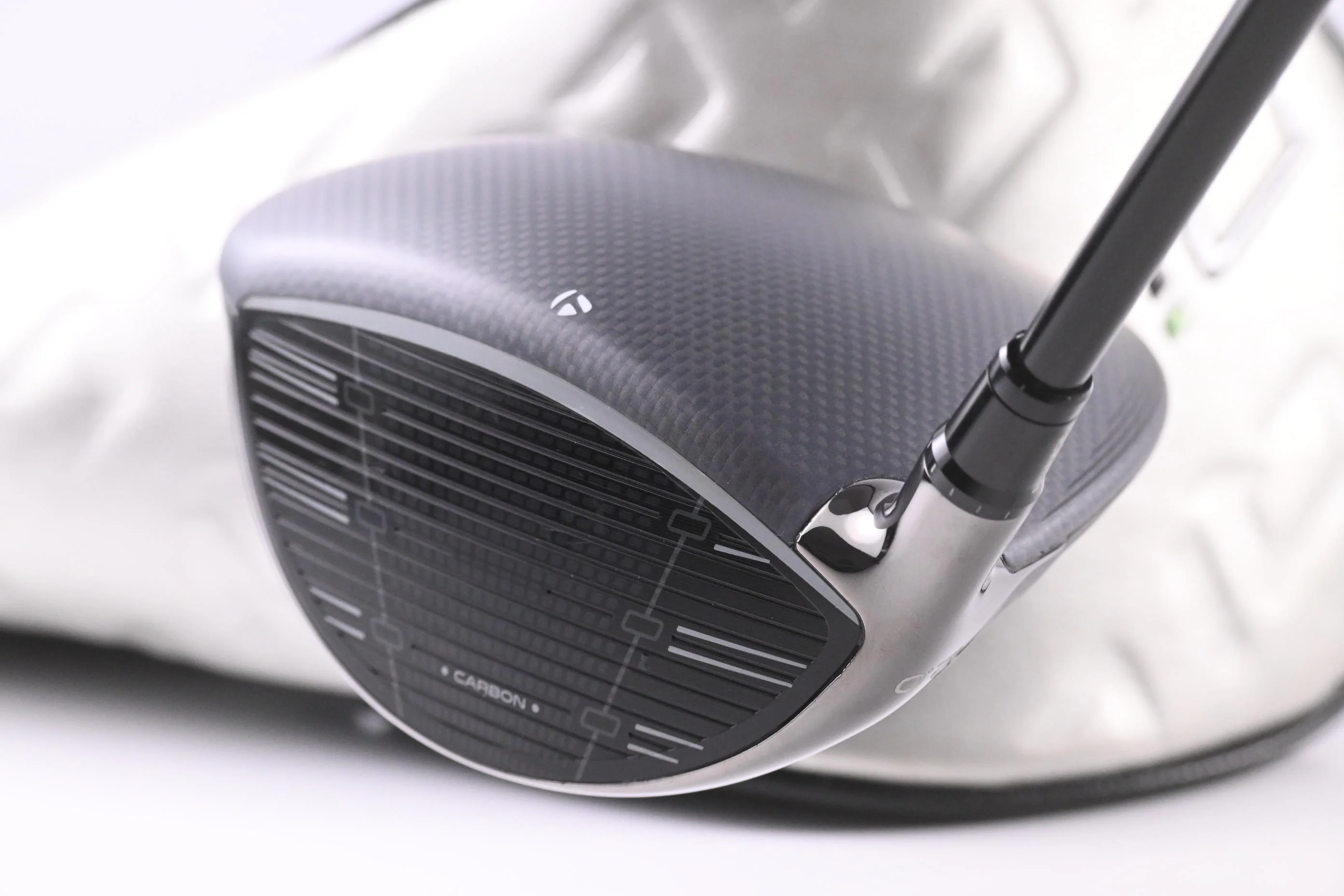 Taylormade Qi35 Max Driver / 12 Degree / X-Flex Mitsubishi Kai'li White 70 Shaft - Image 4