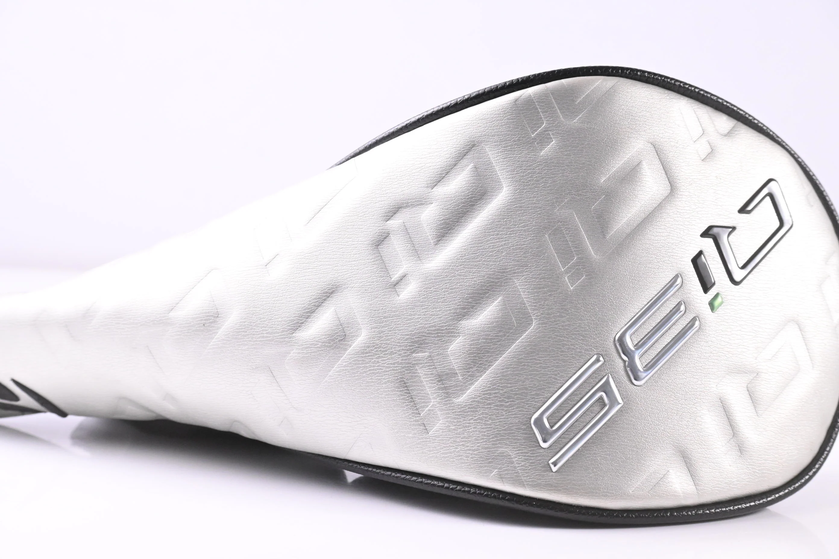 Taylormade Qi35 Max Driver / 12 Degree / X-Flex Mitsubishi Kai'li White 70 Shaft - Image 9