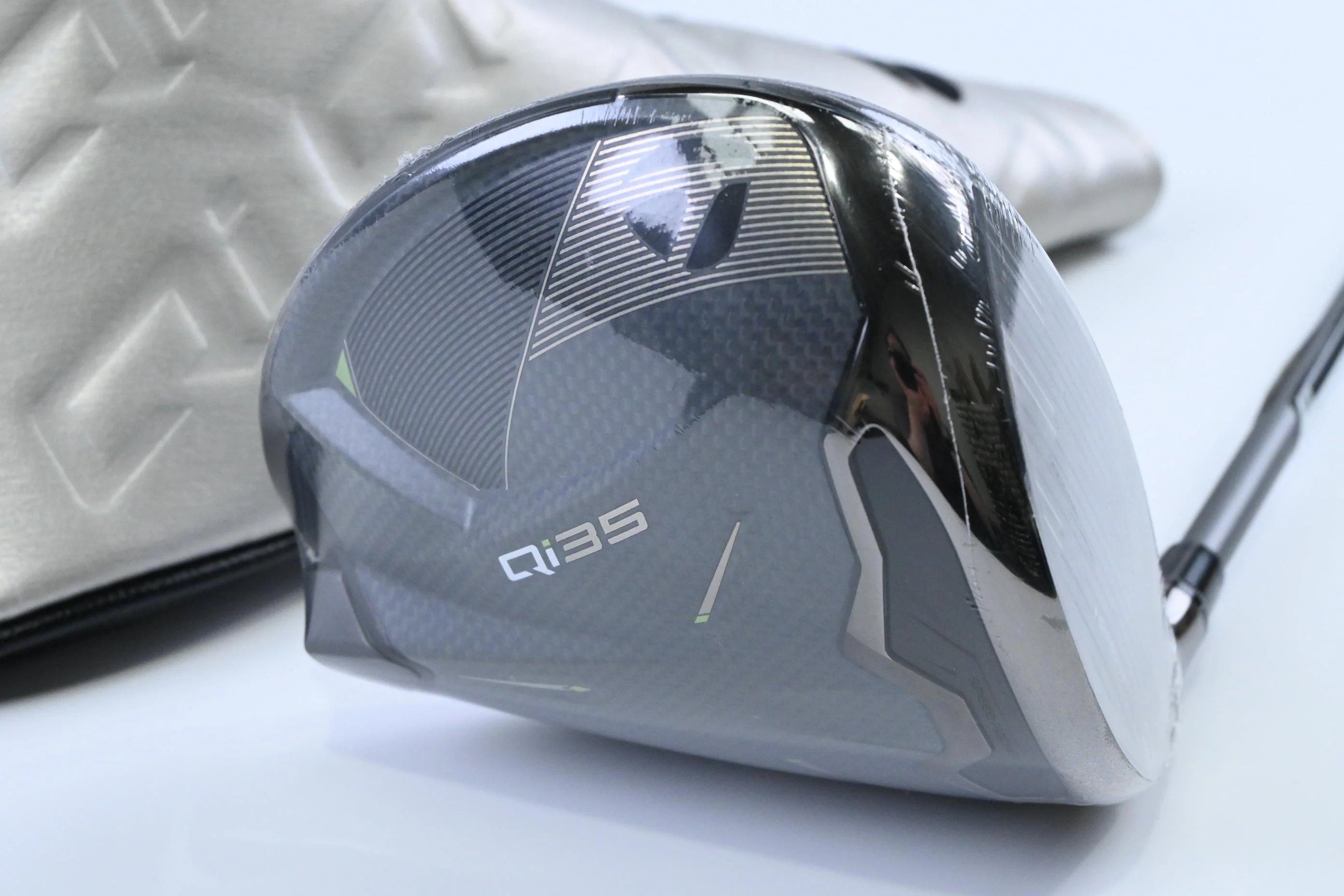 Taylormade Qi35 Max Driver / 10.5 Degree / Regular Flex Fujikura Air Speeder 50
