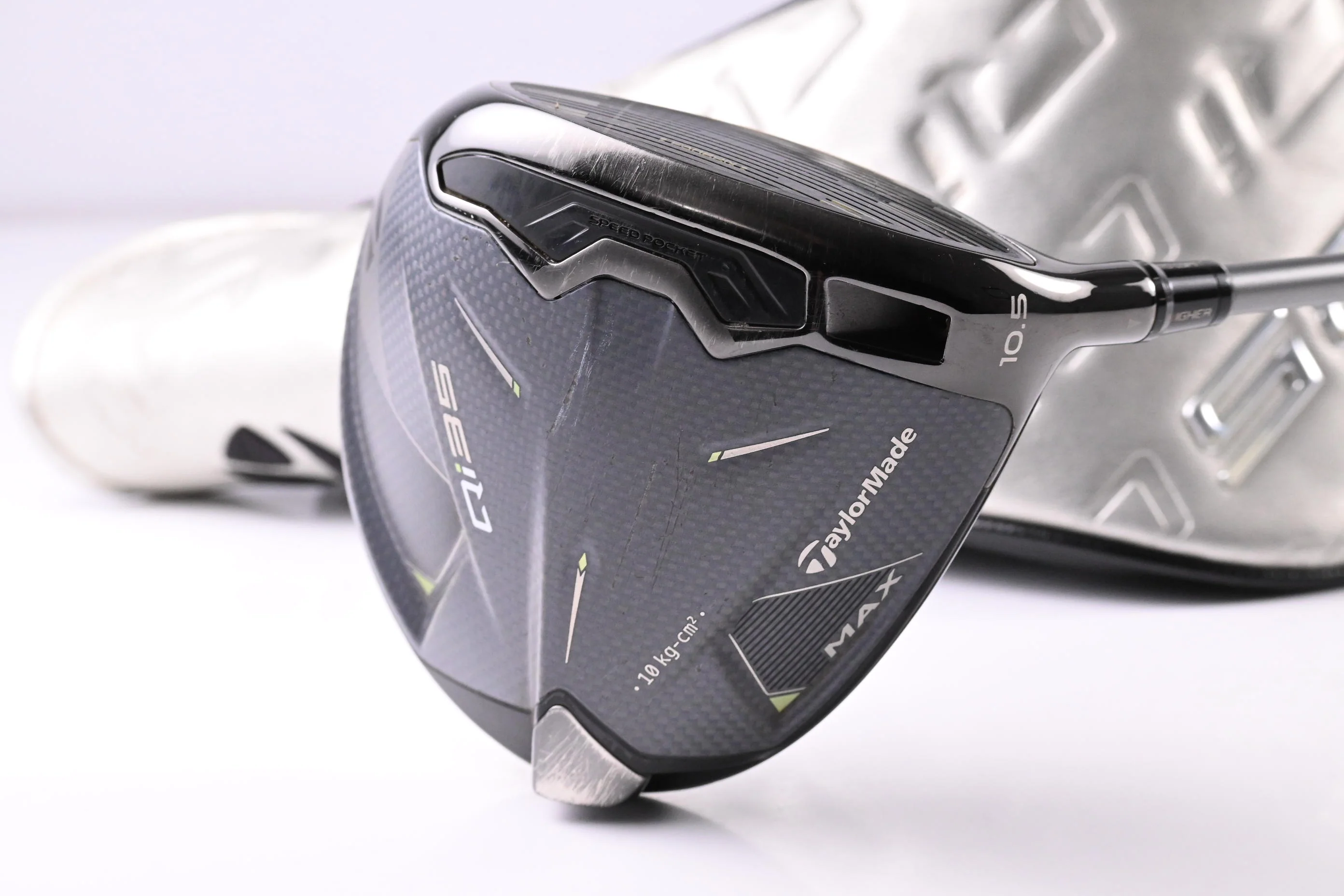 Taylormade Qi35 Max Driver / 10.5 Degree / Regular Flex Fujikura Airspeeder 50 - Image 2