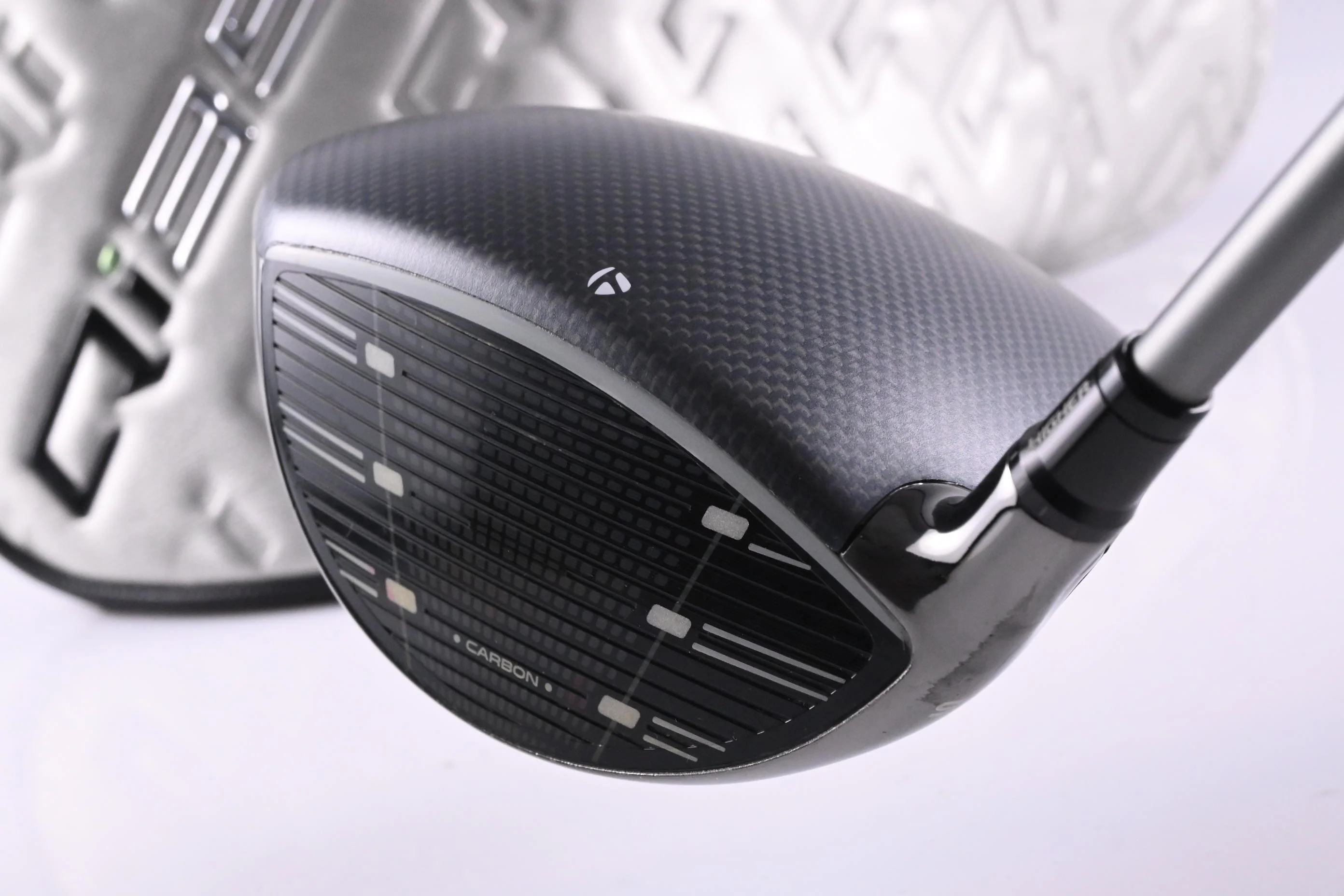 Taylormade Qi35 Max Driver / 10.5 Degree / Regular Flex Fujikura Air Speeder 50 - Image 4