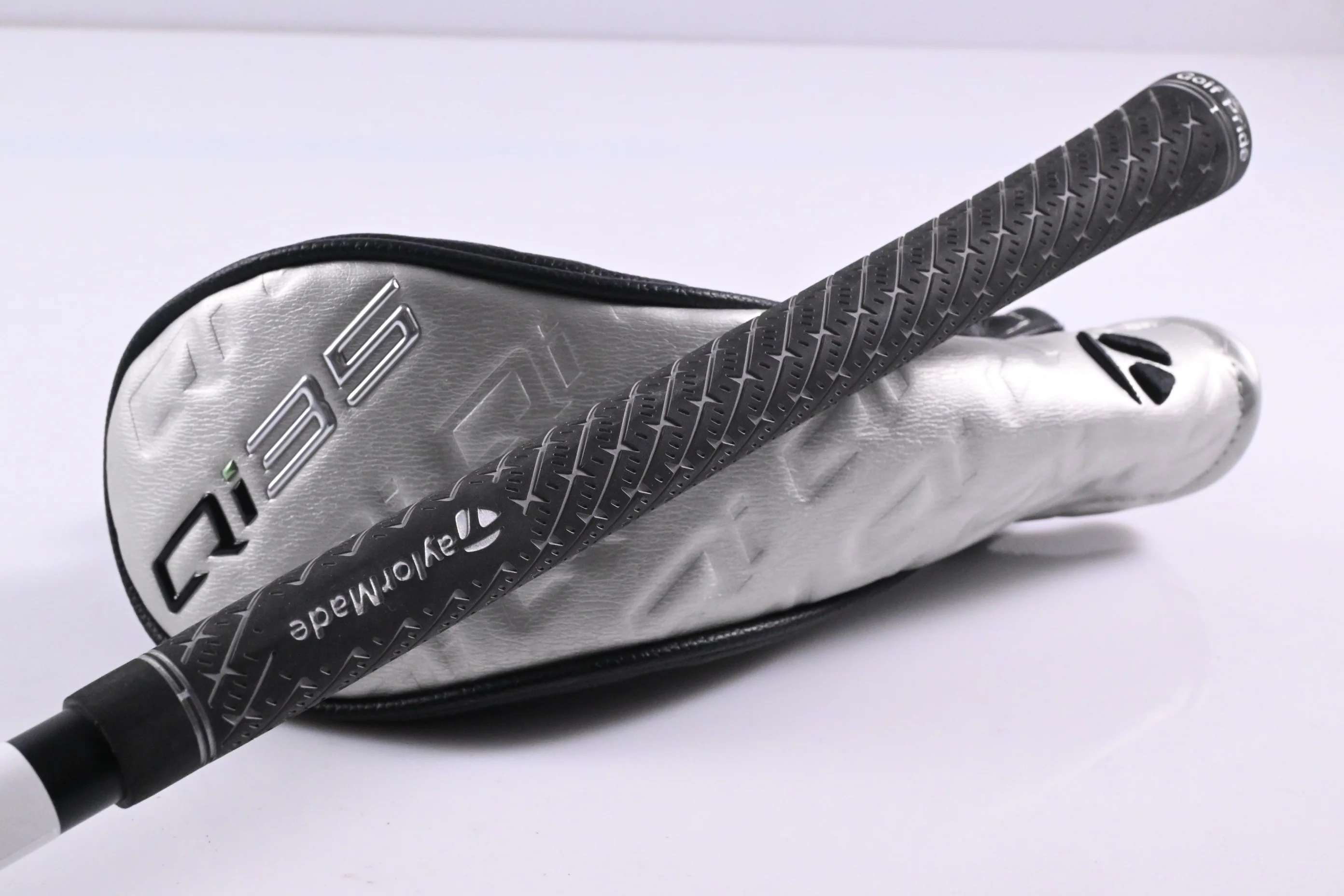 Taylormade Qi35 Max #4 Hybrid / 23 Degree / Regular Flex Air Speeder 50 Shaft - Image 8