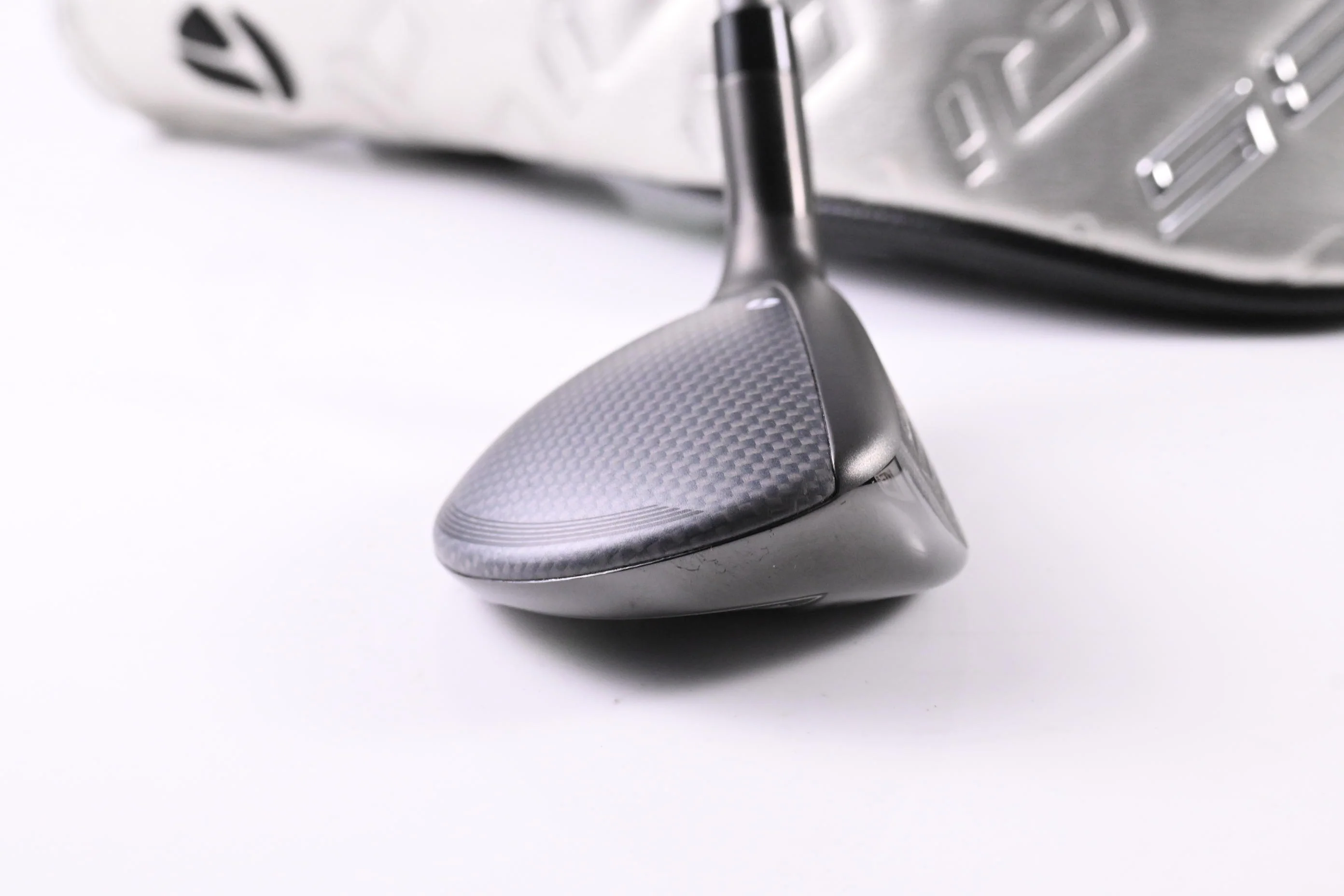 Taylormade Qi35 Max #4 Hybrid / 23 Degree / Regular Flex Fujikura Air Speeder 50 - Image 3