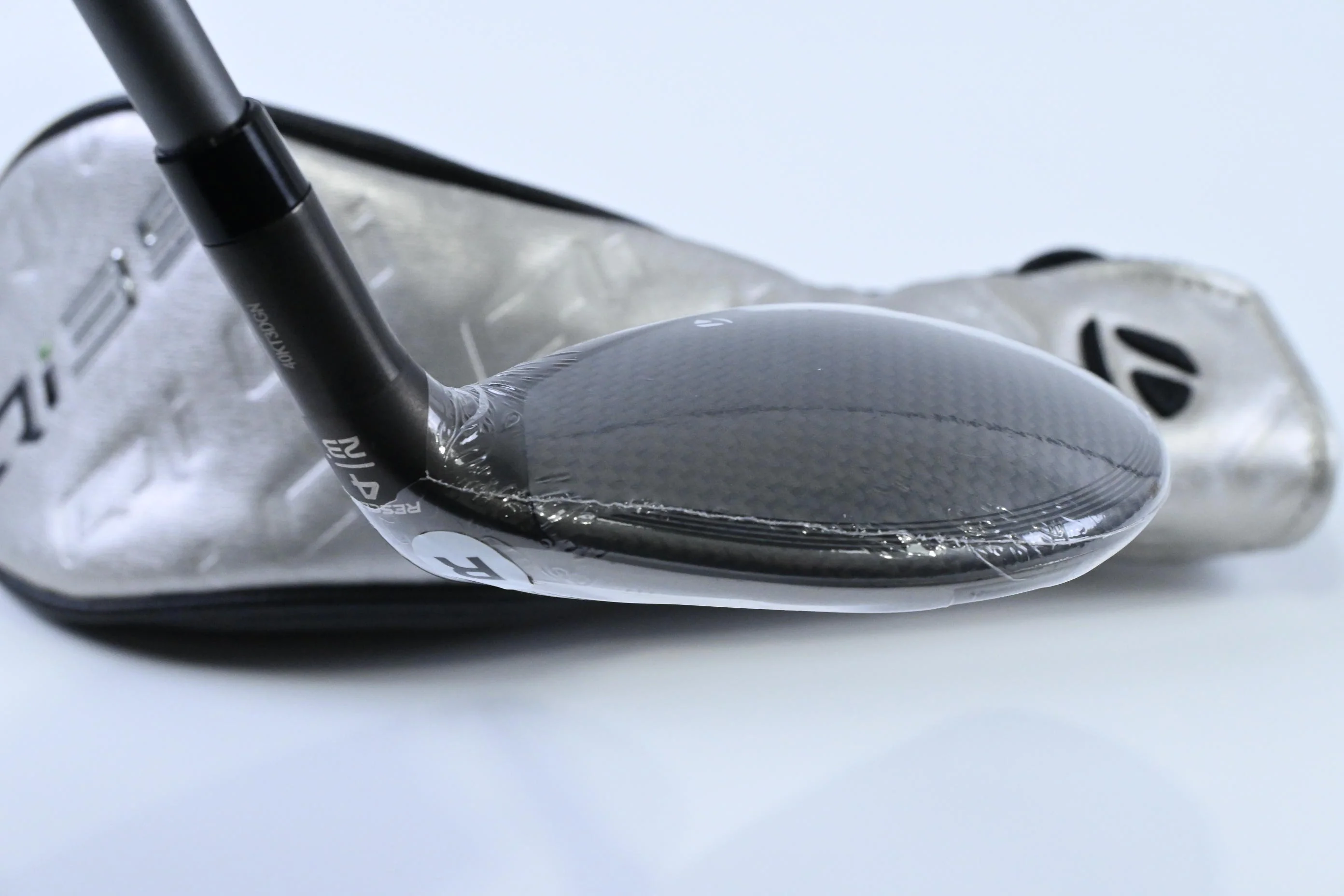 Taylormade Qi35 Max #4 Hybrid / 23 Degree / Regular Flex Fujikura Air Speeder 50 - Image 5