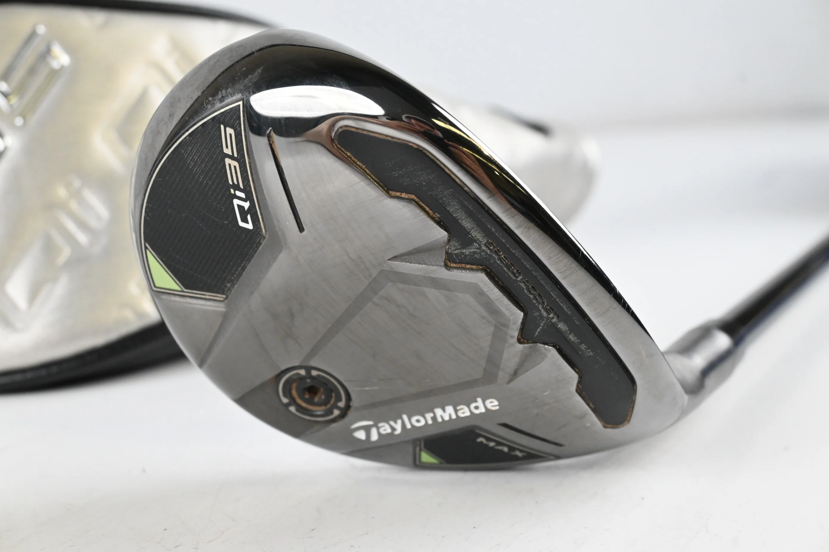 Taylormade Qi35 Max #7 Hybrid / 35 Degree / Regular Flex Fujikura Airspeeder 50