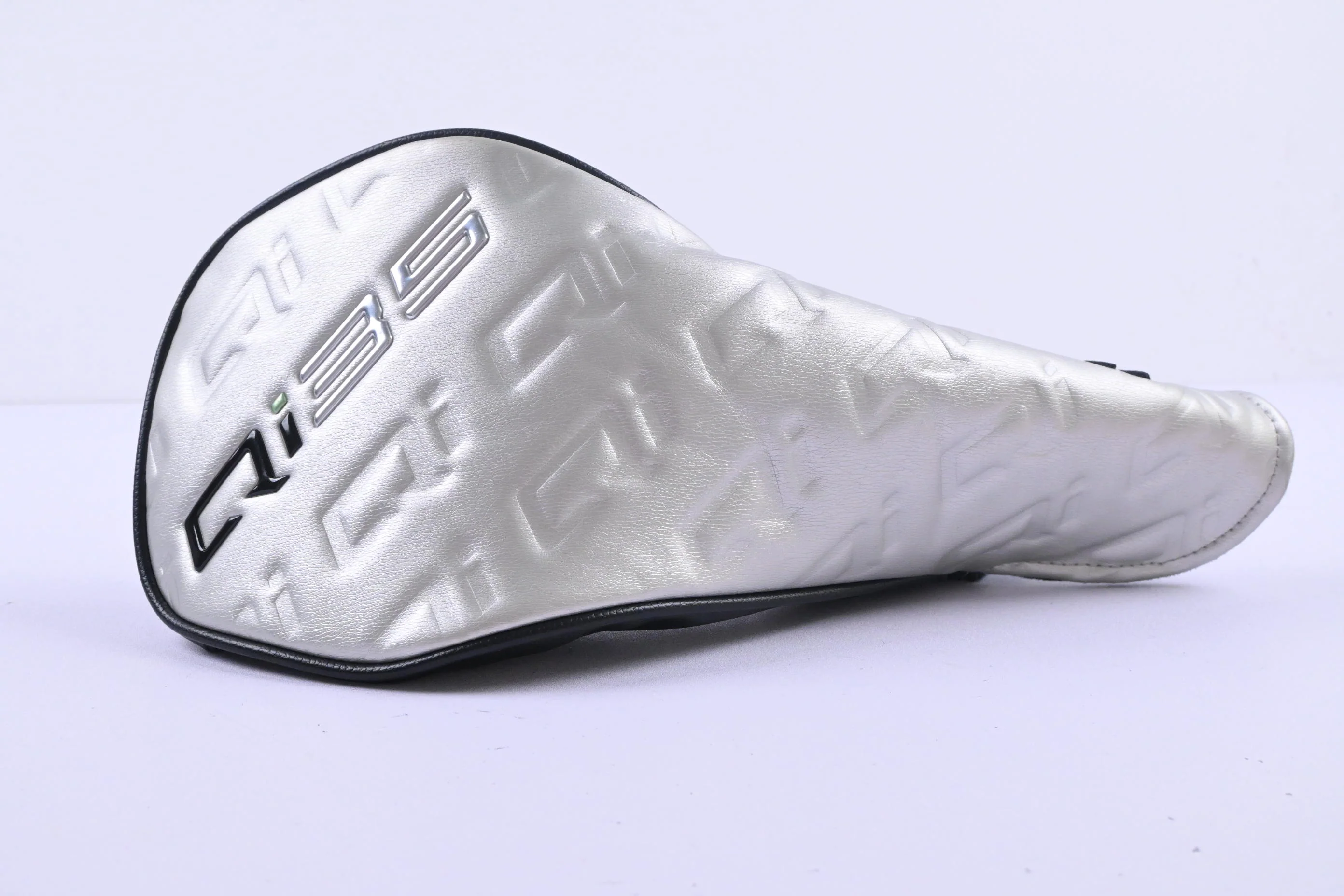 Taylormade Qi35 Max Lite Driver / 10.5 Degree / Stiff Flex Kai'Li Dark Waves 60 - Image 9