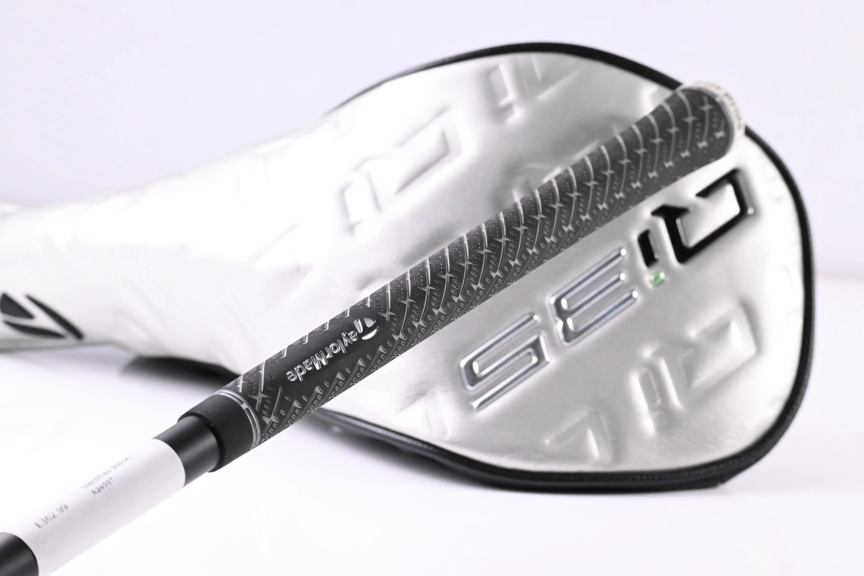 Taylormade Qi35 Max Lite Driver / 12 Degree / Regular Flex VANQUISH 4 Shaft - Image 8