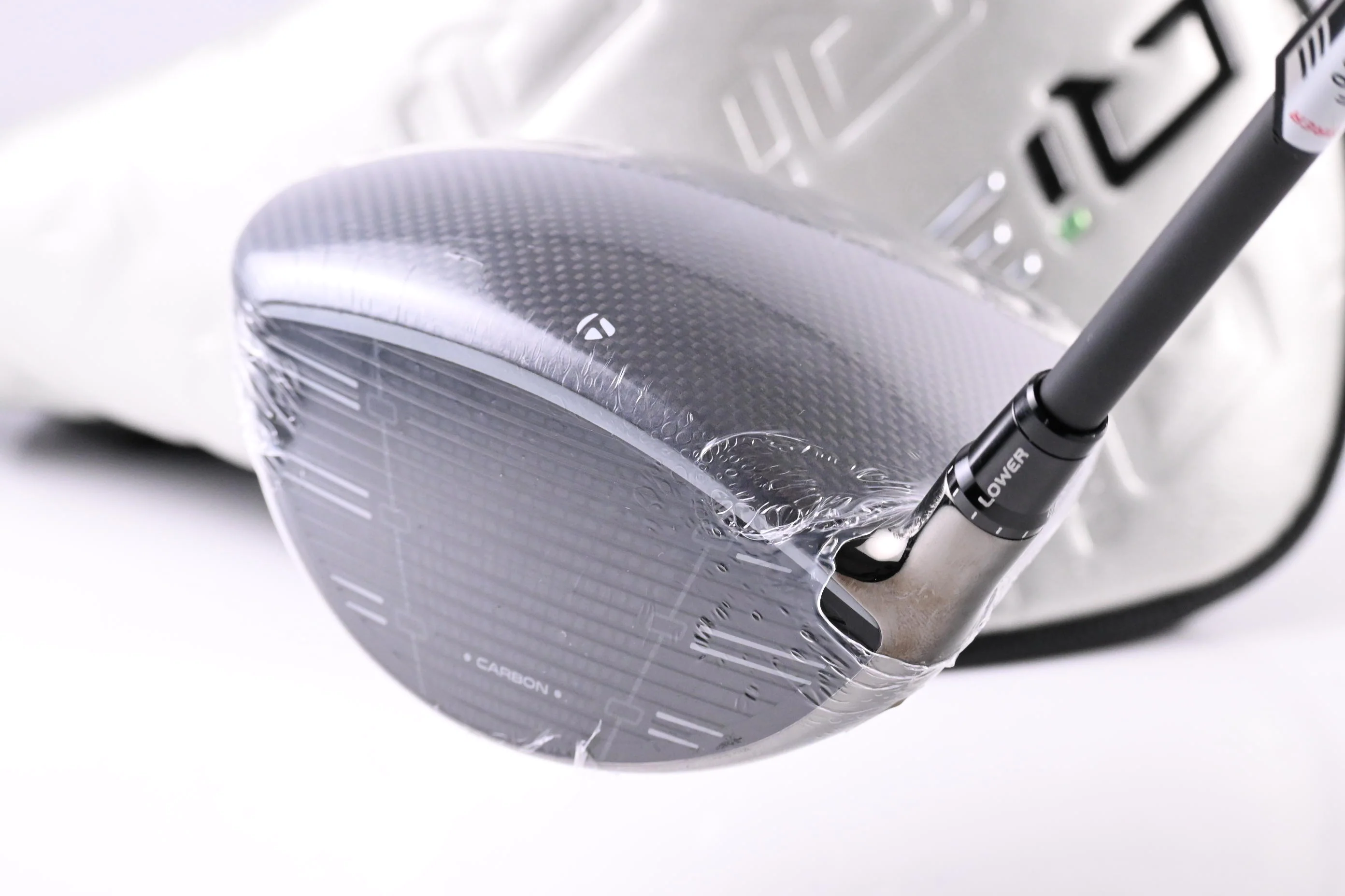 Taylormade Qi35 Max Lite Driver / 10.5 Degree / Regular Flex Vanquish 4 Shaft - Image 4