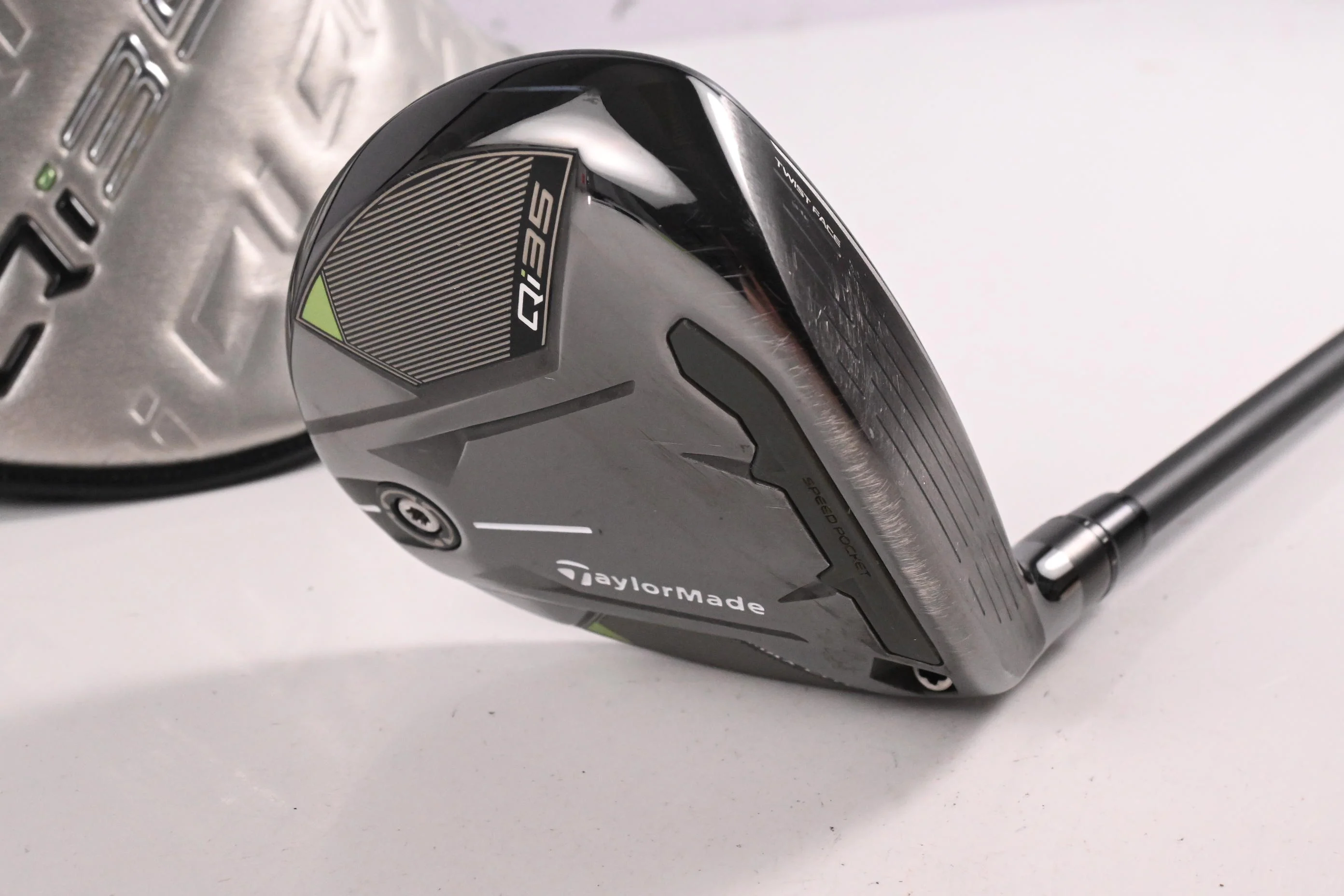 Taylormade Qi35 Max Lite #5 Wood / 18.5 Degree / Regular Flex Tensei AV Blue 65