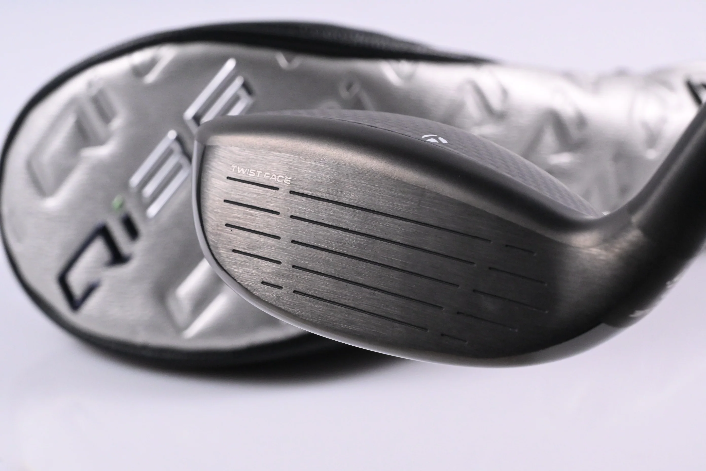 Taylormade Qi35 Max Lite #5 Hybrid / 27 Degree / Senior Flex Vanquish 5 Shaft - Image 4