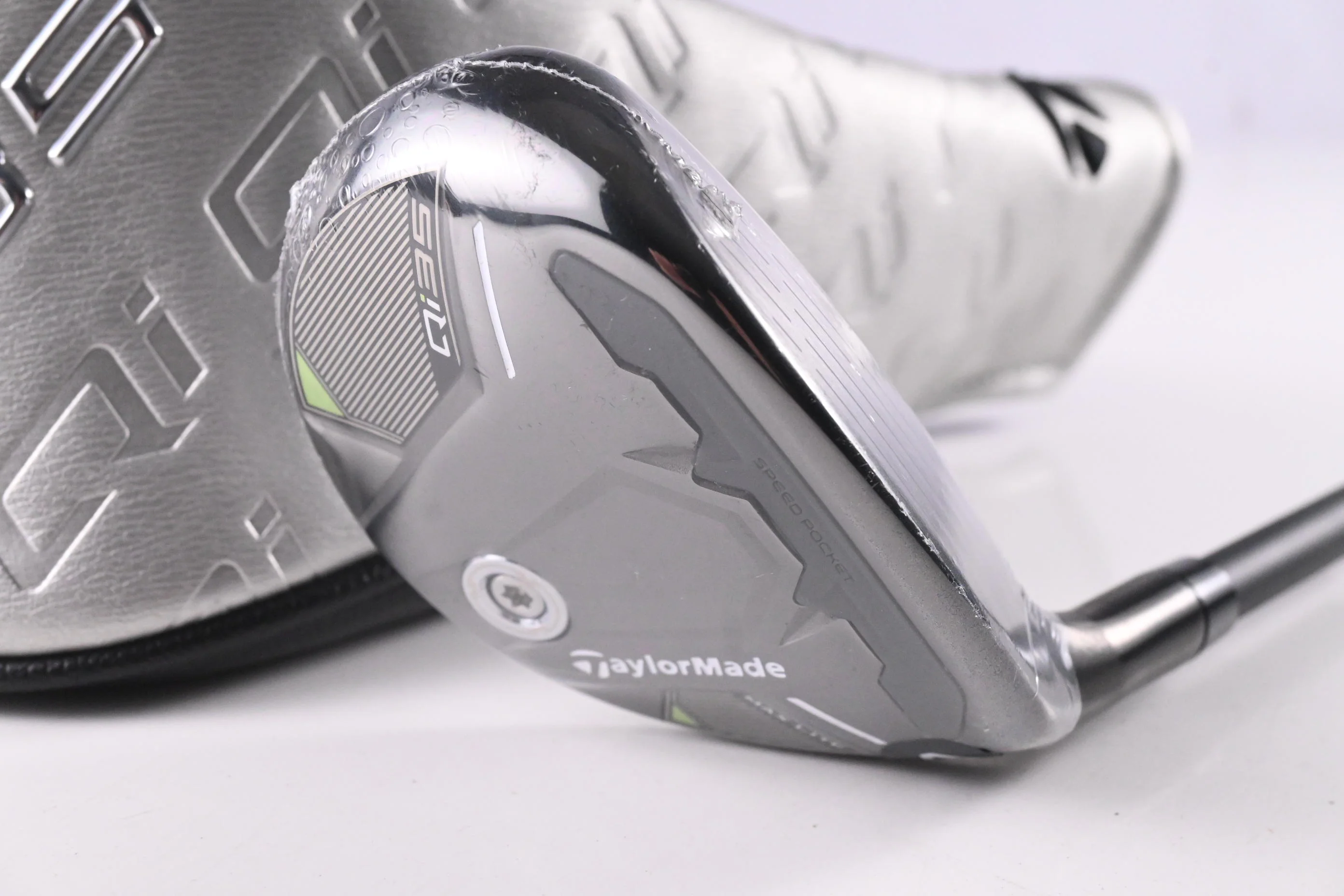 Taylormade Qi35 Max Lite #5 Hybrid / 27 Degree / Senior Flex Vanquish 5 Shaft