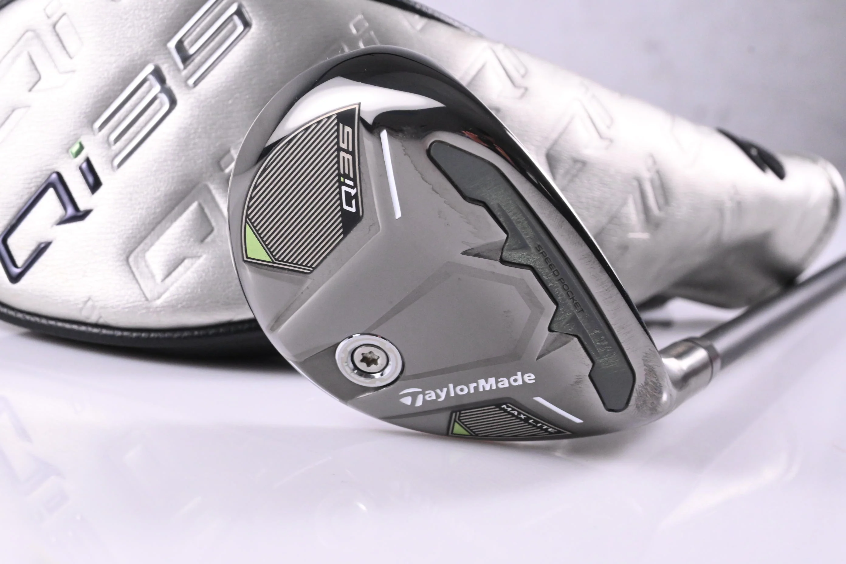 Taylormade Qi35 Max Lite #5 Hybrid / 27 Degree / Regular Flex Vanquish 5 Shaft